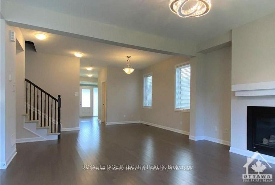 Photo 8 of 18 Eramosa Crescent, Ottawa, Kanata - Kanata Lakes/Heritage Hills — HOMEH