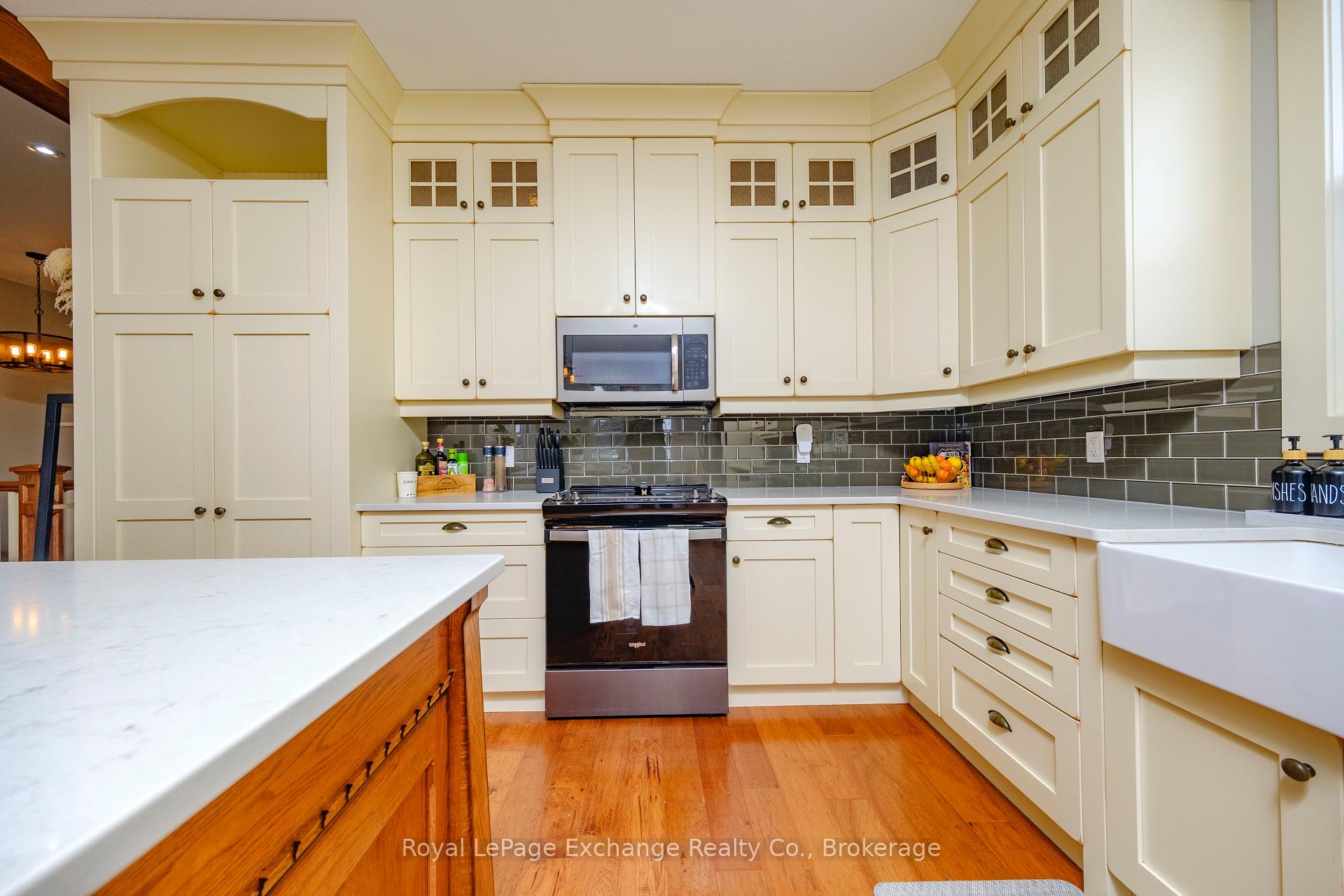 Photo 7 of 41 Lakefield Drive E, Kincardine — HOMEH