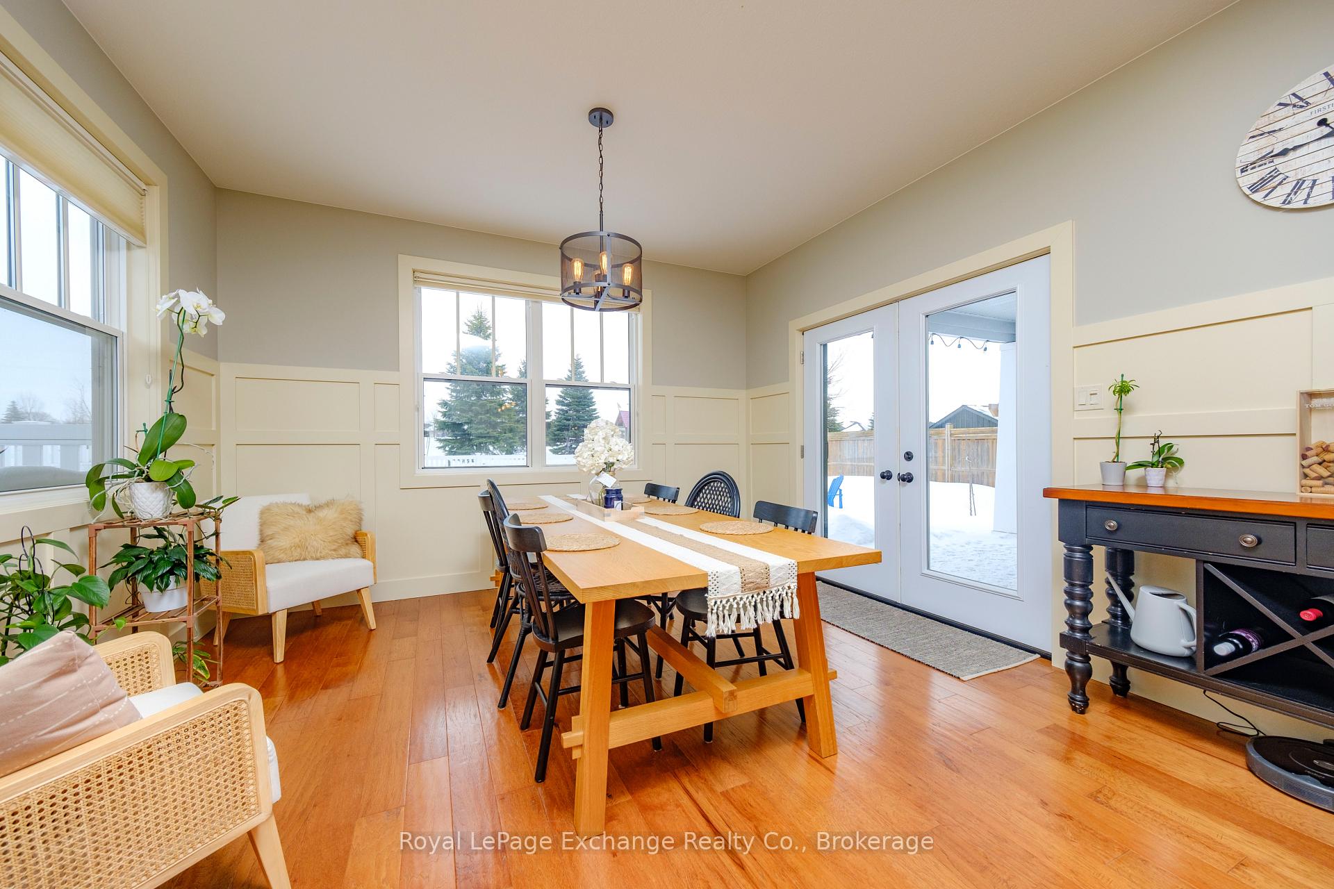 Photo 10 of 41 Lakefield Drive E, Kincardine — HOMEH