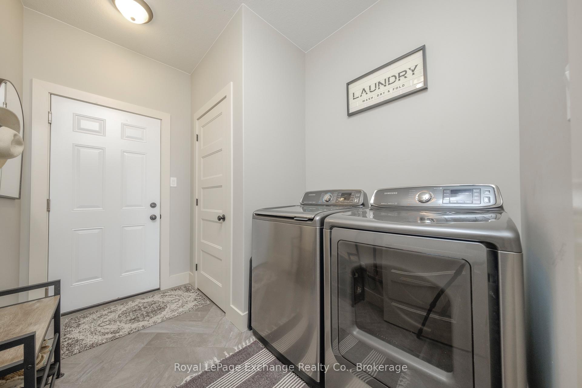 Photo 15 of 41 Lakefield Drive E, Kincardine — HOMEH