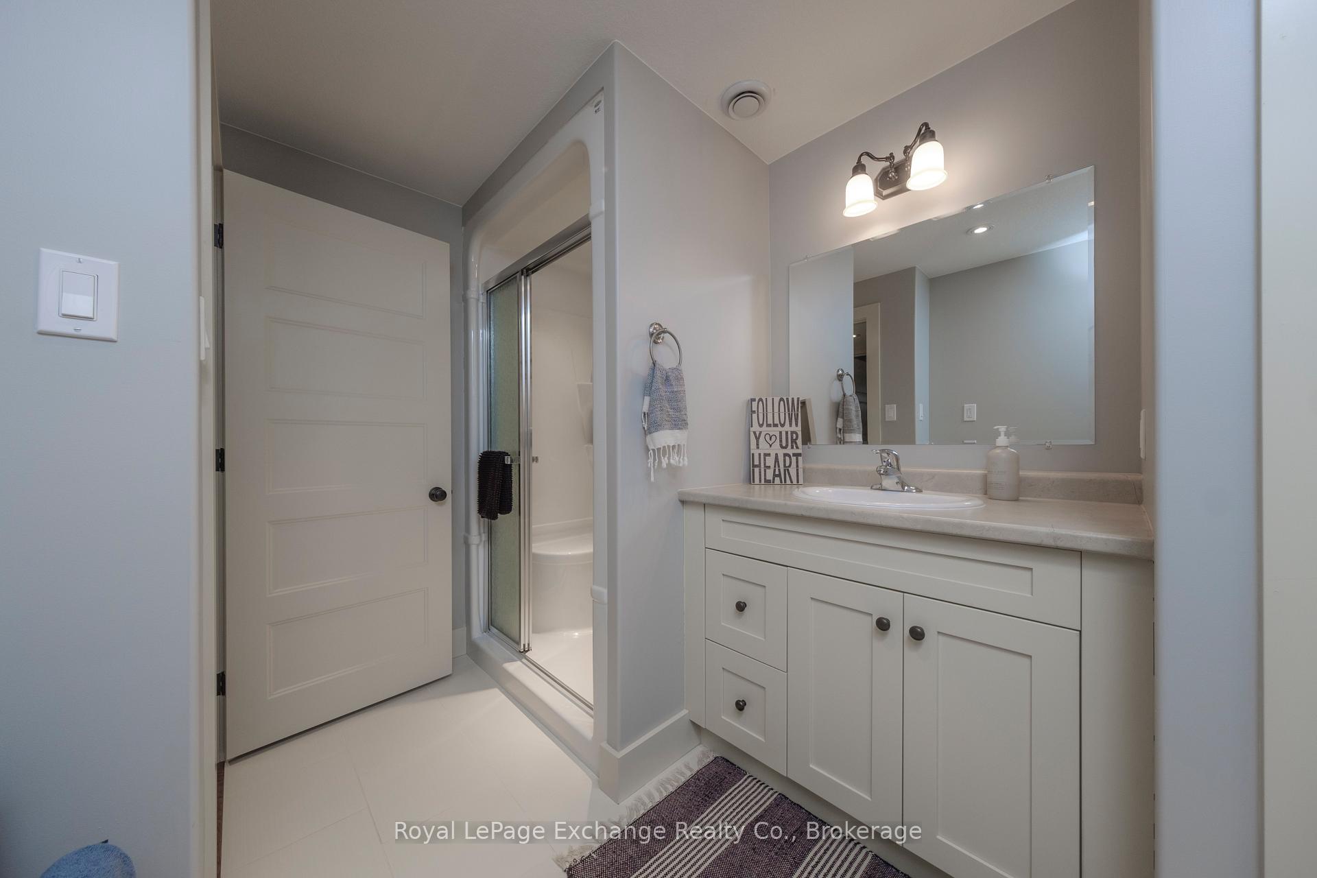 Photo 25 of 41 Lakefield Drive E, Kincardine — HOMEH