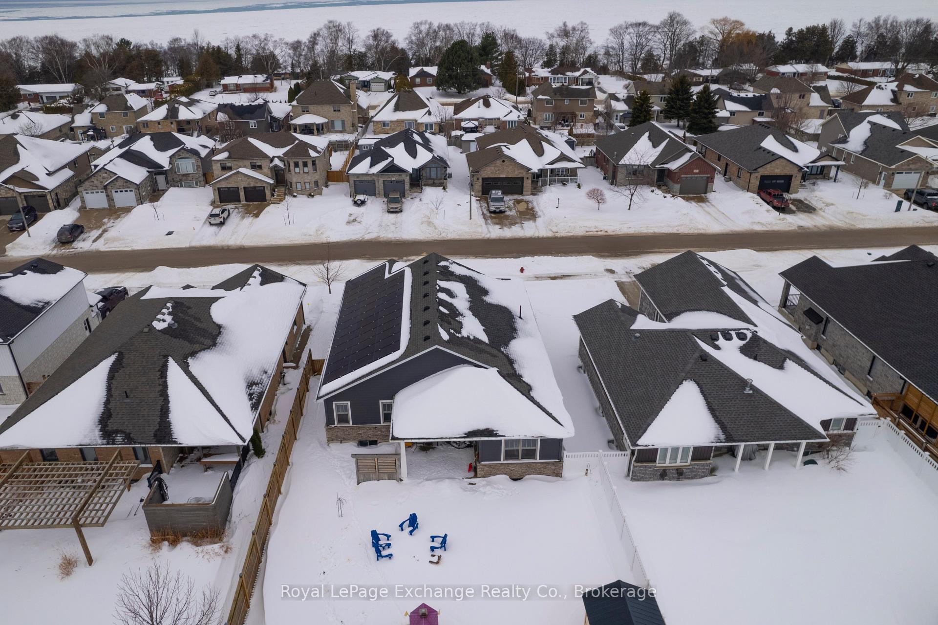 Photo 28 of 41 Lakefield Drive E, Kincardine — HOMEH