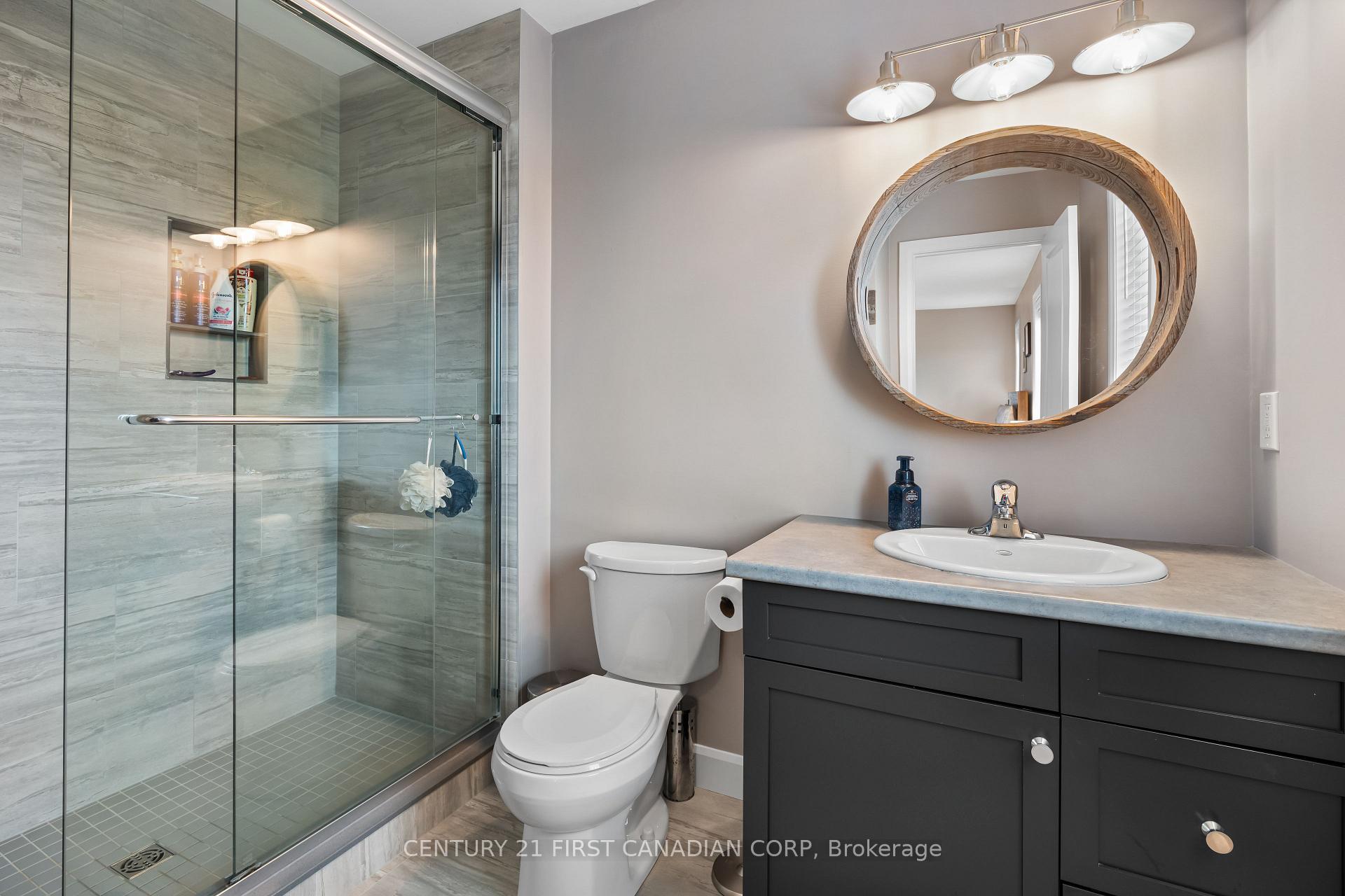 Photo 25 of 114 Gilmour Drive, Lucan Biddulph, Lucan — HOMEH
