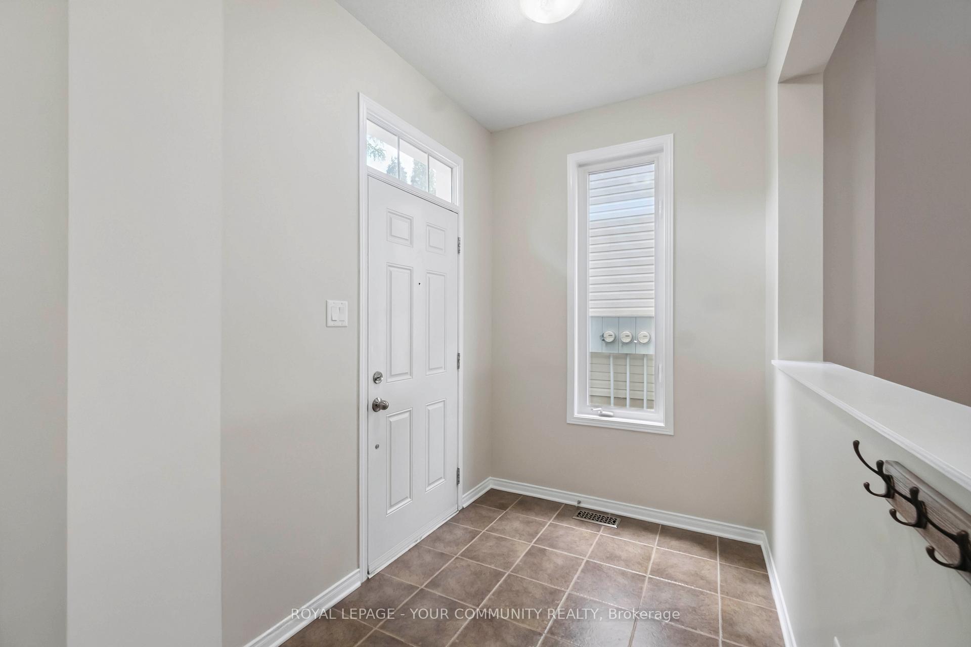 Photo 2 of 320 Applecross Crescent, Ottawa, Kanata - Morgan's Grant/South March — HOMEH