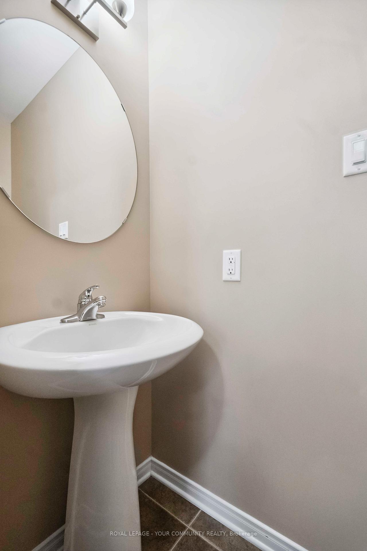 Photo 10 of 320 Applecross Crescent, Ottawa, Kanata - Morgan's Grant/South March — HOMEH