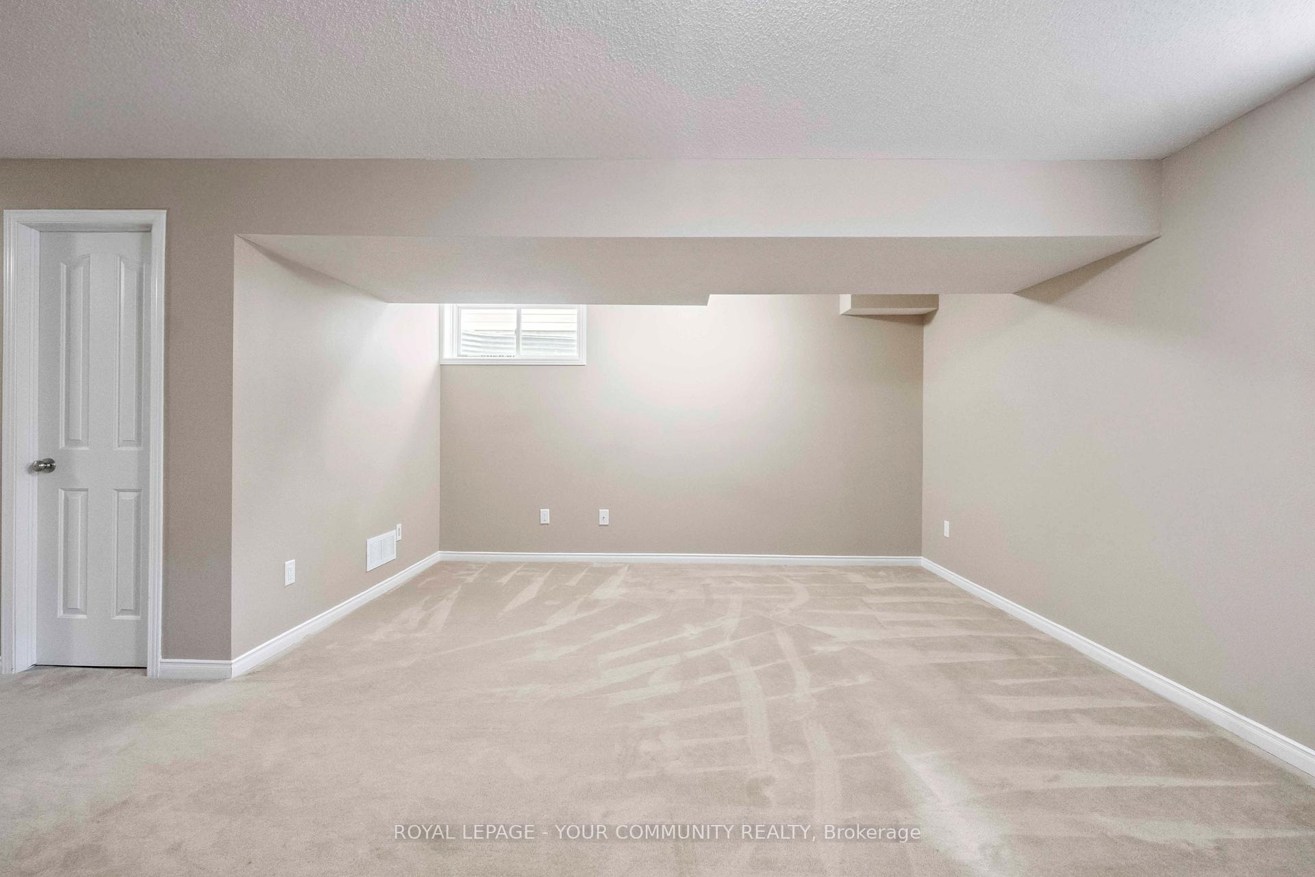 Photo 23 of 320 Applecross Crescent, Ottawa, Kanata - Morgan's Grant/South March — HOMEH