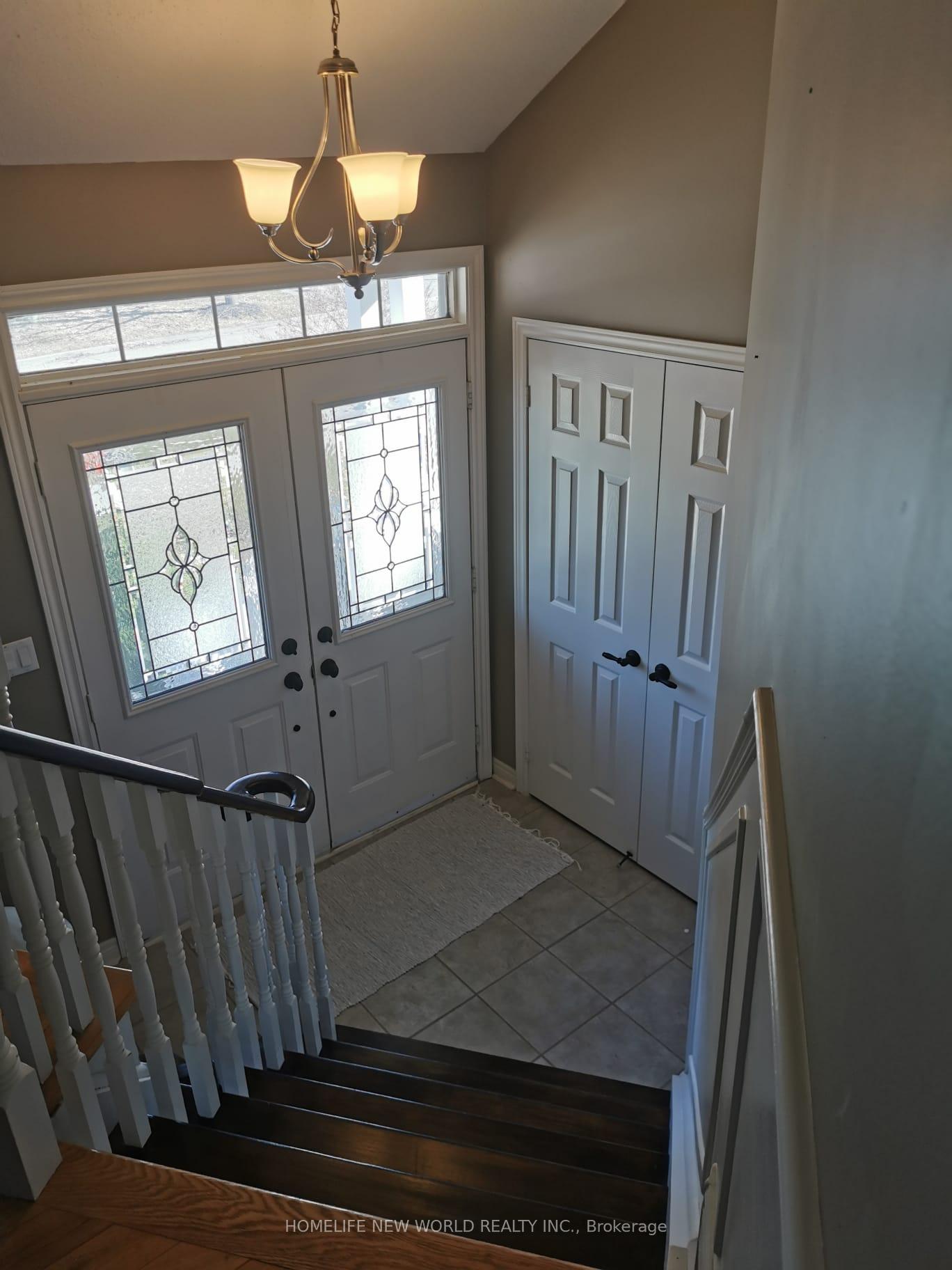 Photo 2 of 186 Roselena Drive, King, Schomberg — HOMEH