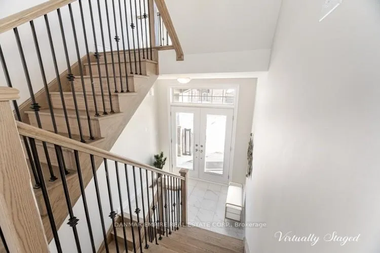 Photo 5 of 2226 Greg Gemmell Way, Innisfil, Churchill — HOMEH