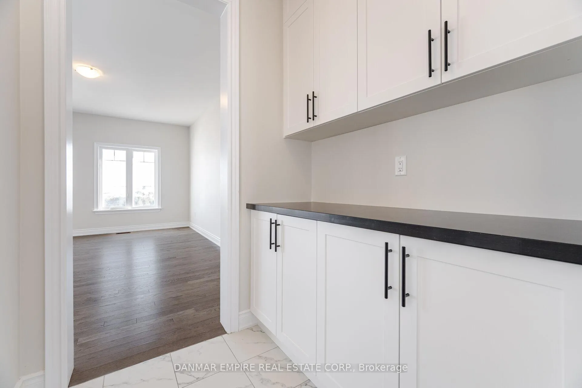 Photo 8 of 2226 Greg Gemmell Way, Innisfil, Churchill — HOMEH