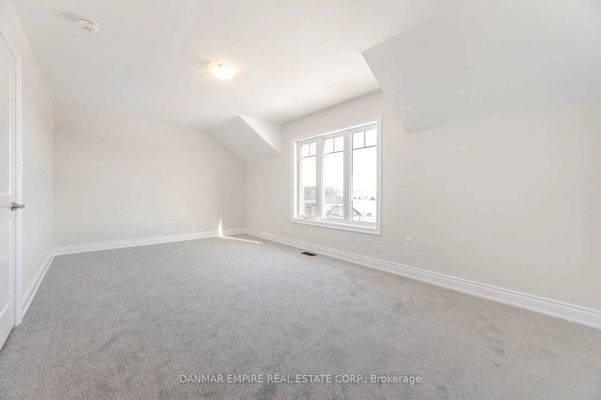 Photo 22 of 2226 Greg Gemmell Way, Innisfil, Churchill — HOMEH