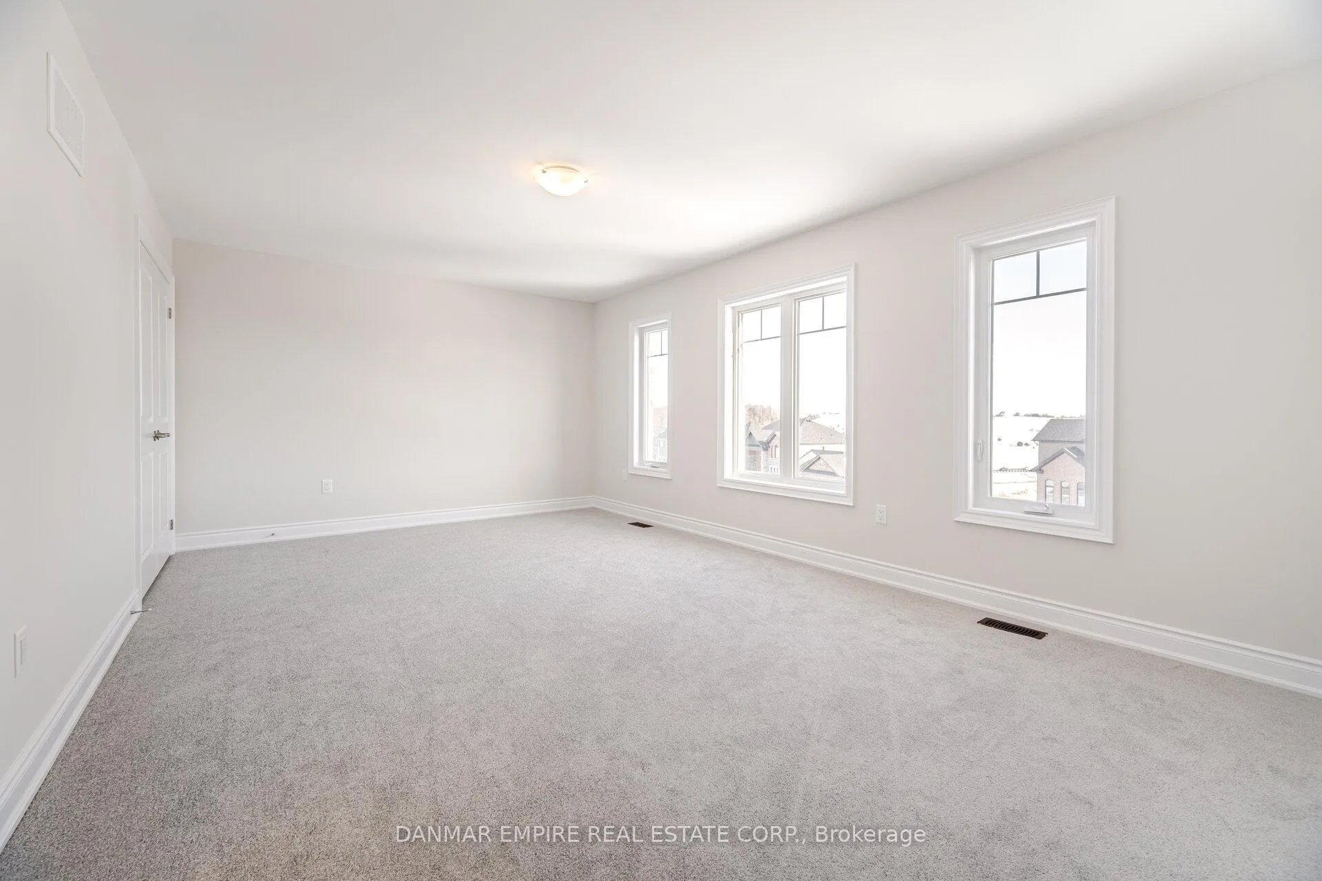 Photo 24 of 2226 Greg Gemmell Way, Innisfil, Churchill — HOMEH