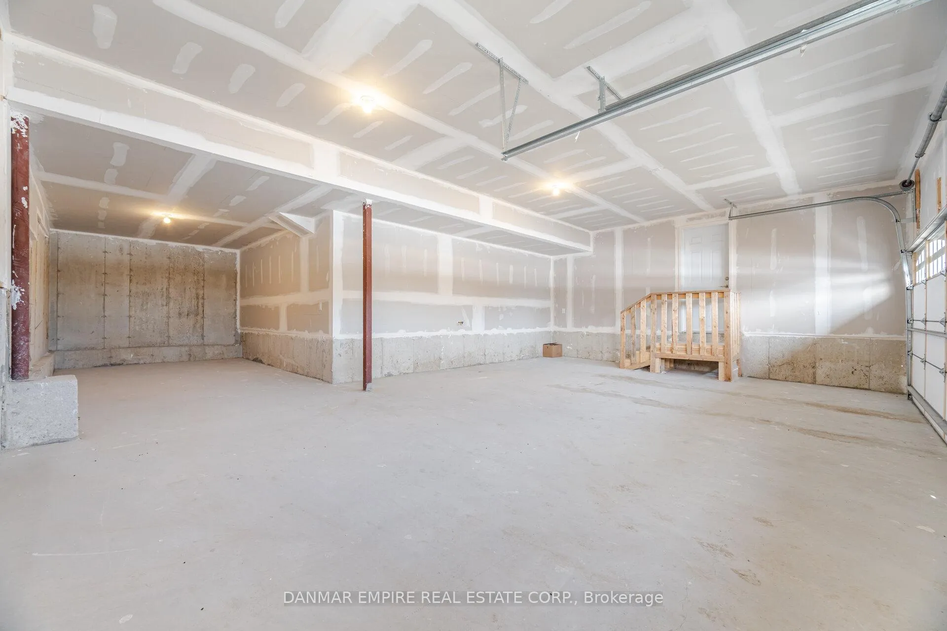 Photo 27 of 2226 Greg Gemmell Way, Innisfil, Churchill — HOMEH
