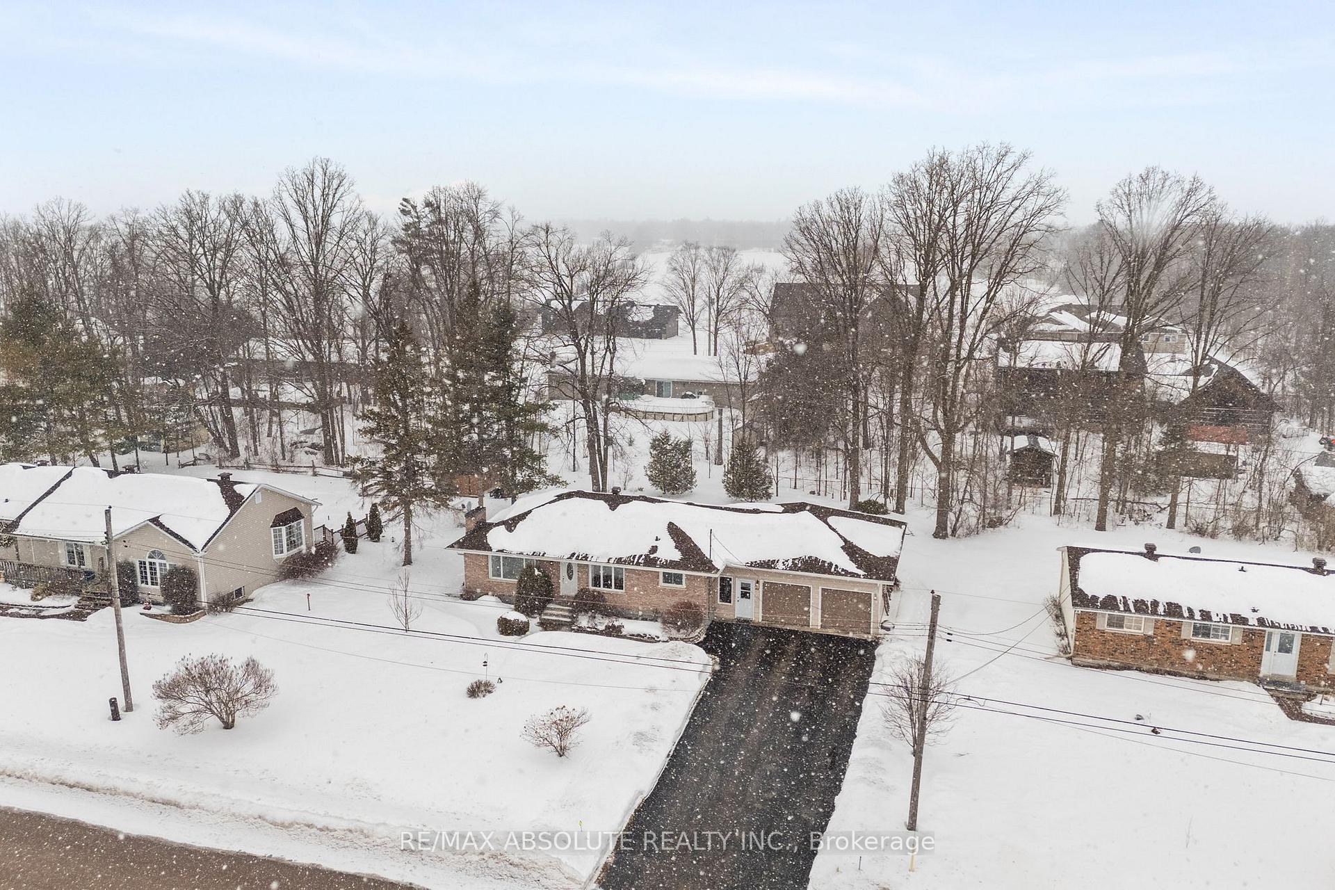 Photo 4 of 48 Lenser Street, McNab/Braeside, Mcnab/Braeside Twps — HOMEH
