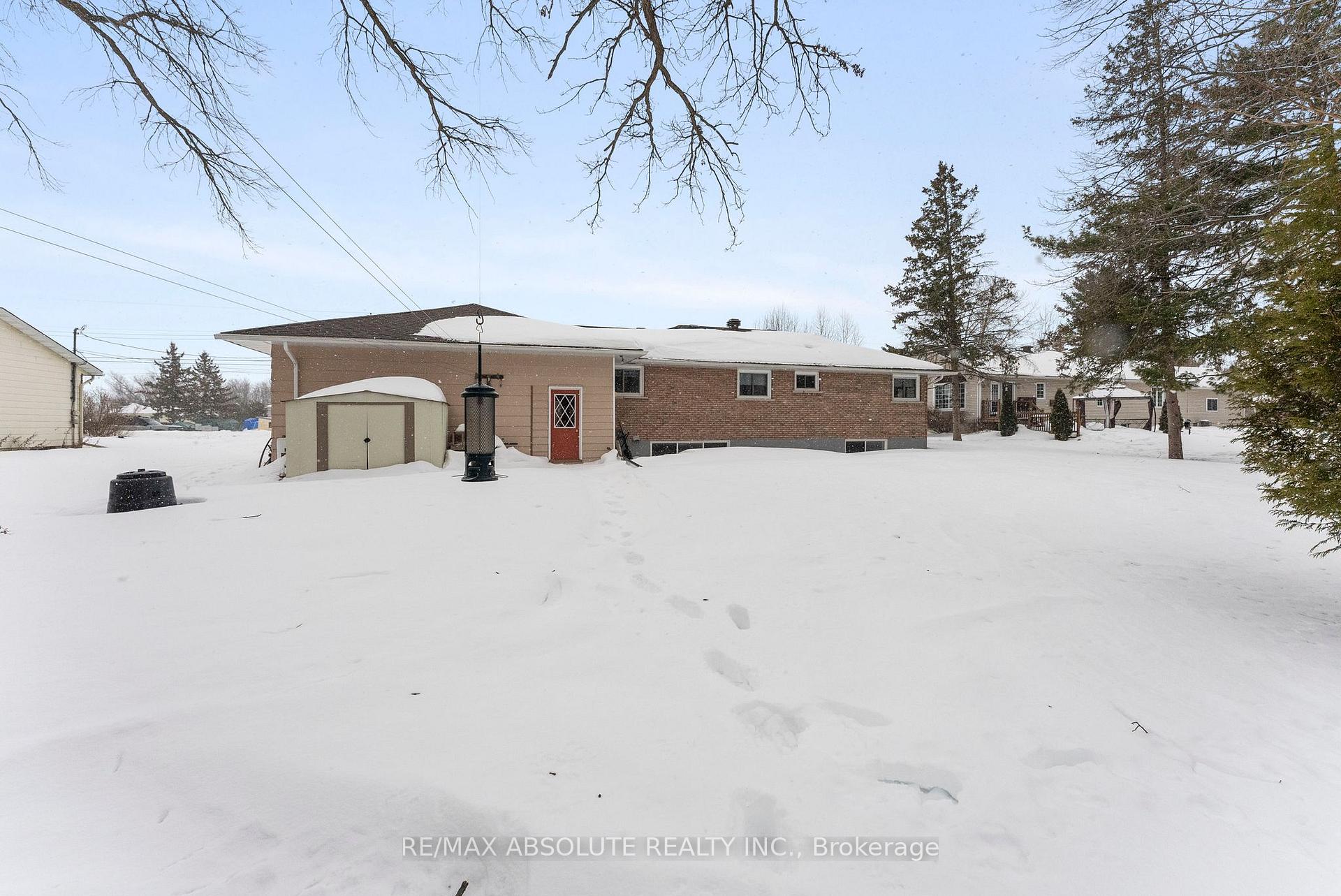 Photo 29 of 48 Lenser Street, McNab/Braeside, Mcnab/Braeside Twps — HOMEH