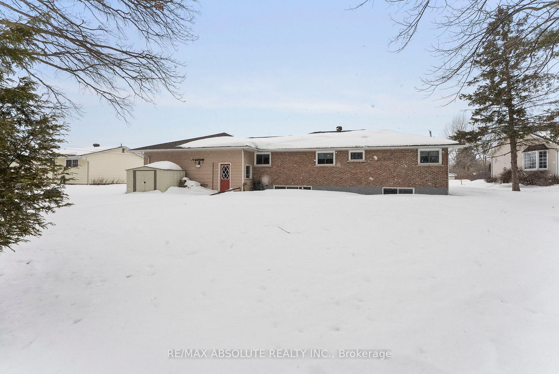 Photo 30 of 48 Lenser Street, McNab/Braeside, Mcnab/Braeside Twps — HOMEH