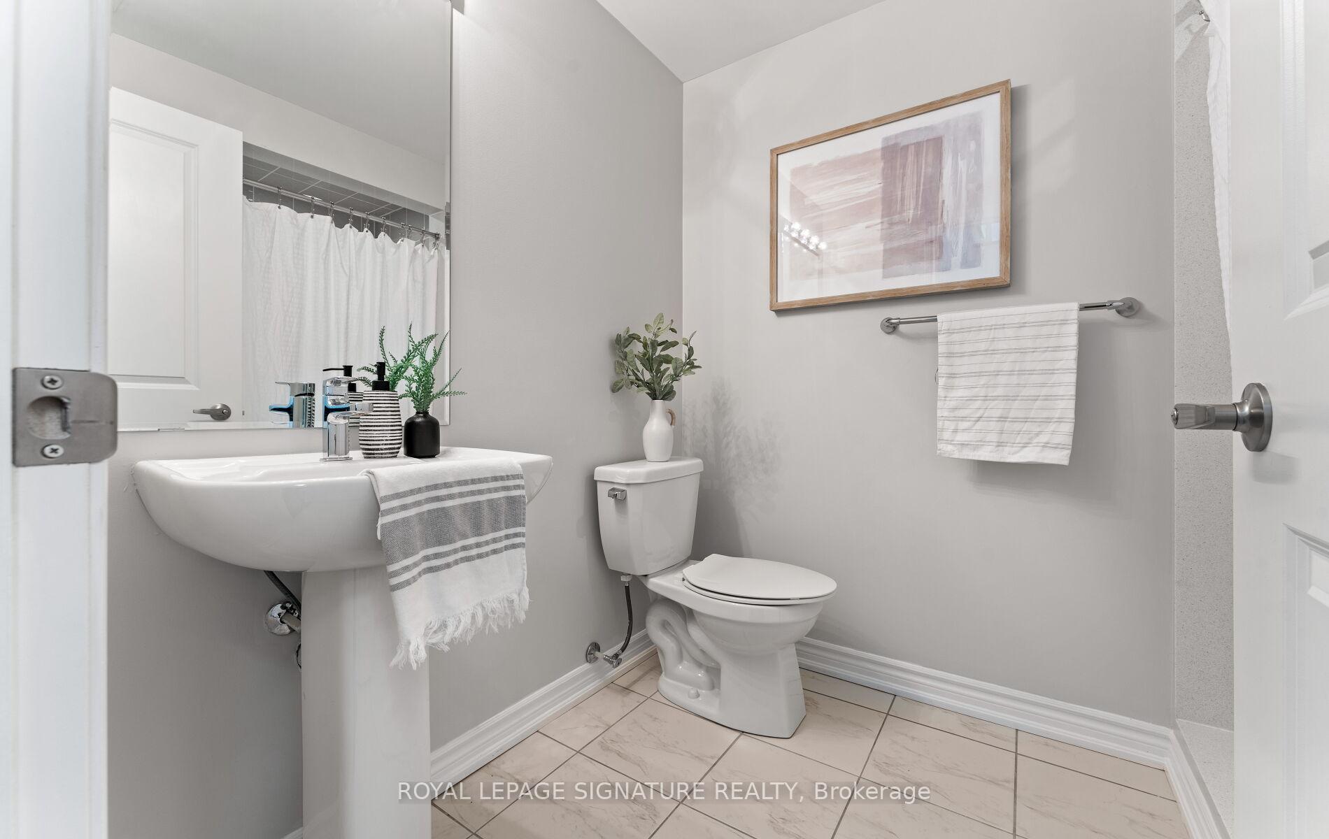 Photo 19 of 35 Hyderabad Lane, Markham, Greensborough — HOMEH