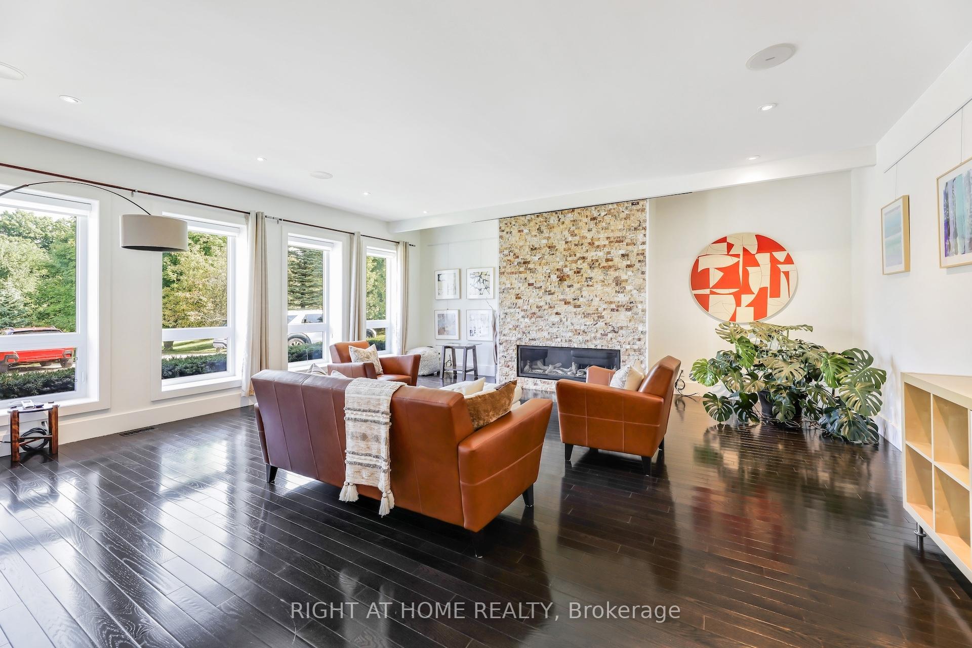 Photo 9 of 94 Simcoe Road, King, Pottageville — HOMEH
