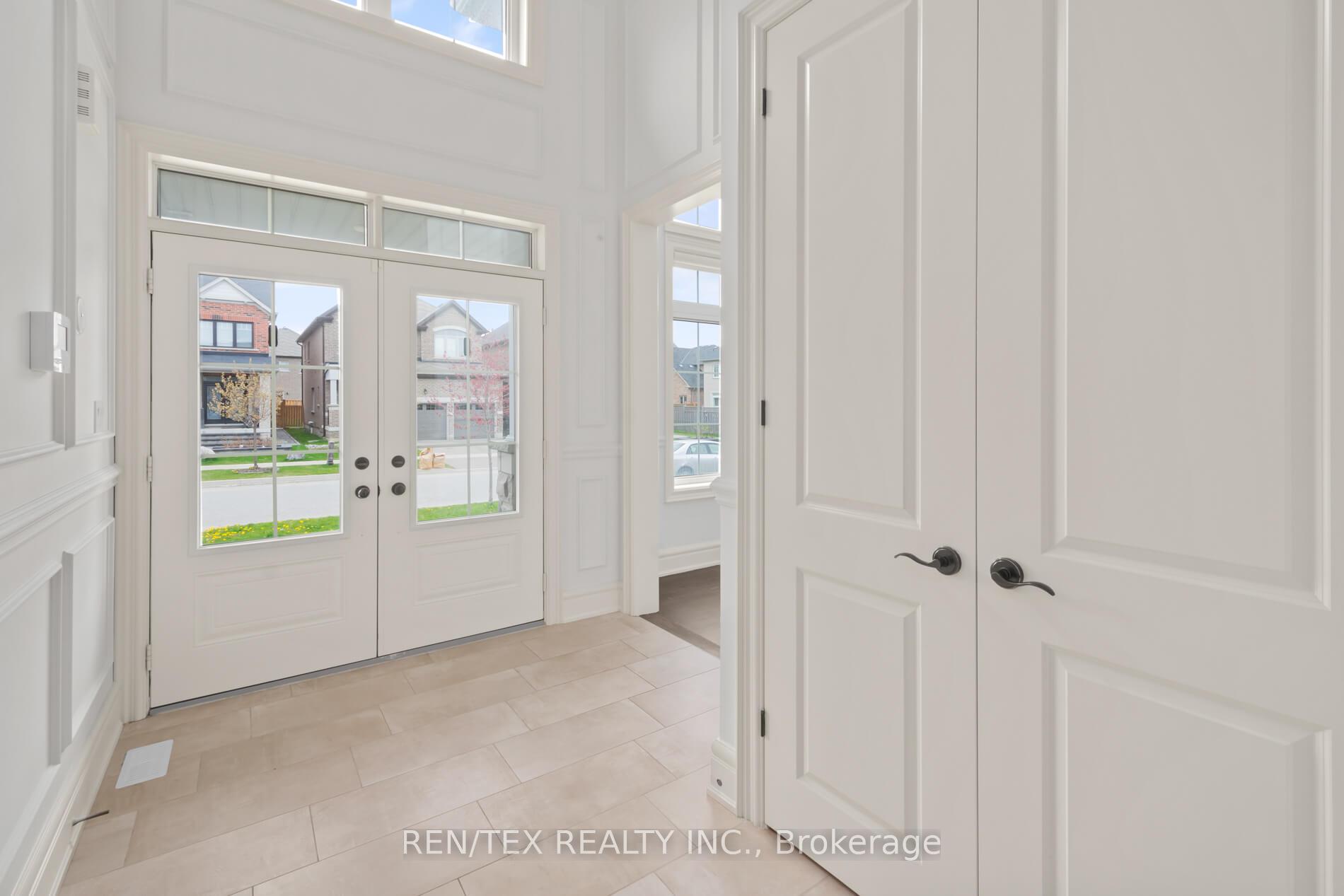 Photo 3 of 1551 Emberton Way, Innisfil, Rural Innisfil — HOMEH