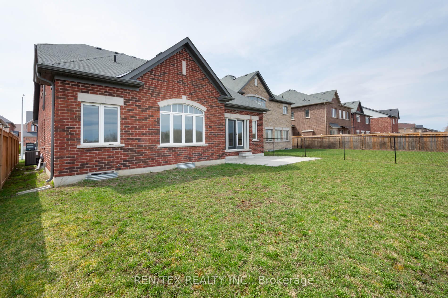Photo 40 of 1551 Emberton Way, Innisfil, Rural Innisfil — HOMEH
