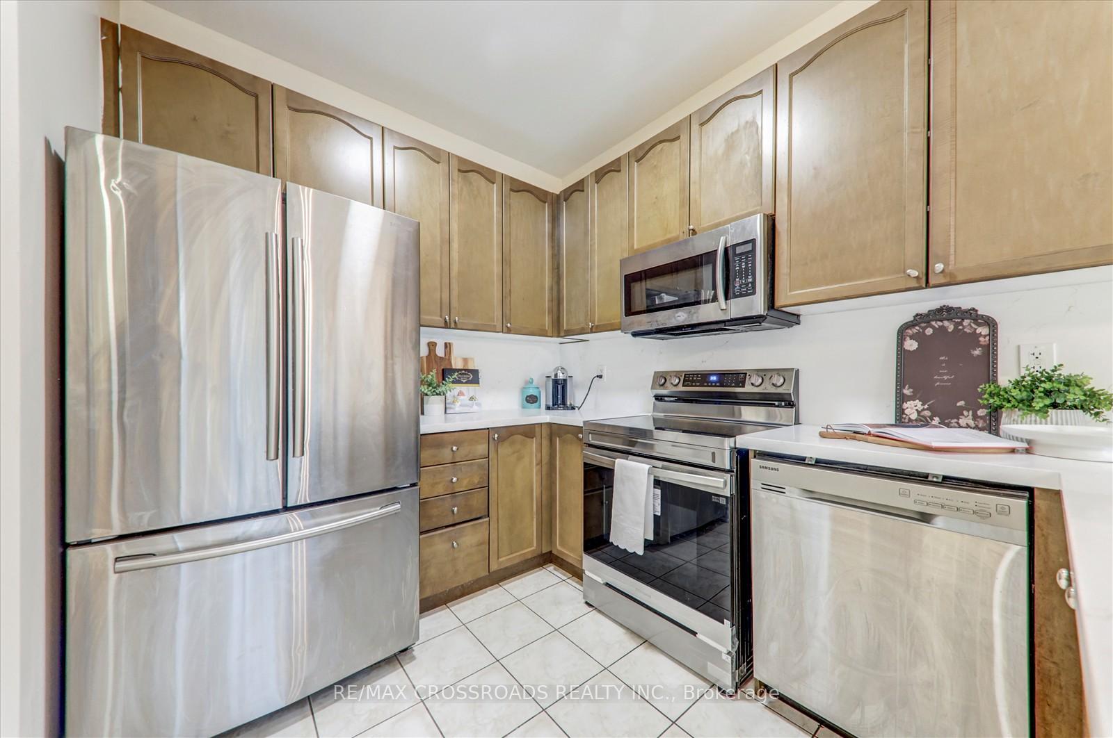 Photo 20 of 189 Riverwalk Drive, Markham, Box Grove — HOMEH