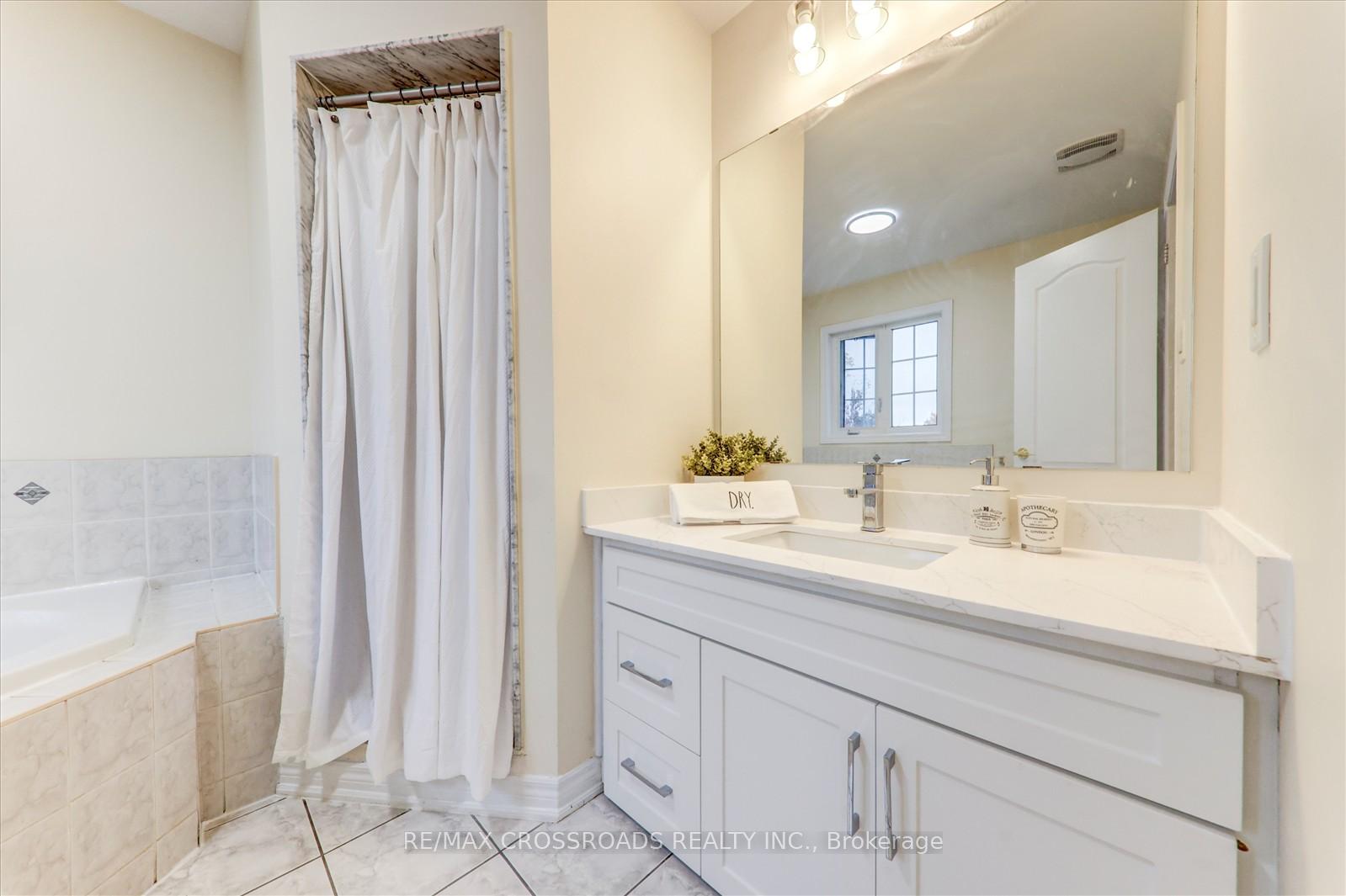 Photo 28 of 189 Riverwalk Drive, Markham, Box Grove — HOMEH