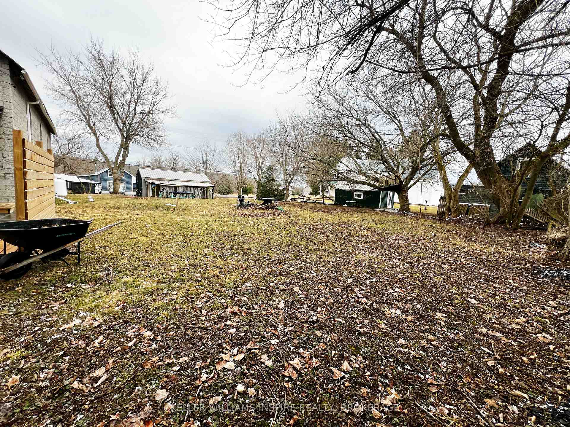 Photo 33 of 319 Simmons Road, Loyalist, Lennox and Addington - South — HOMEH