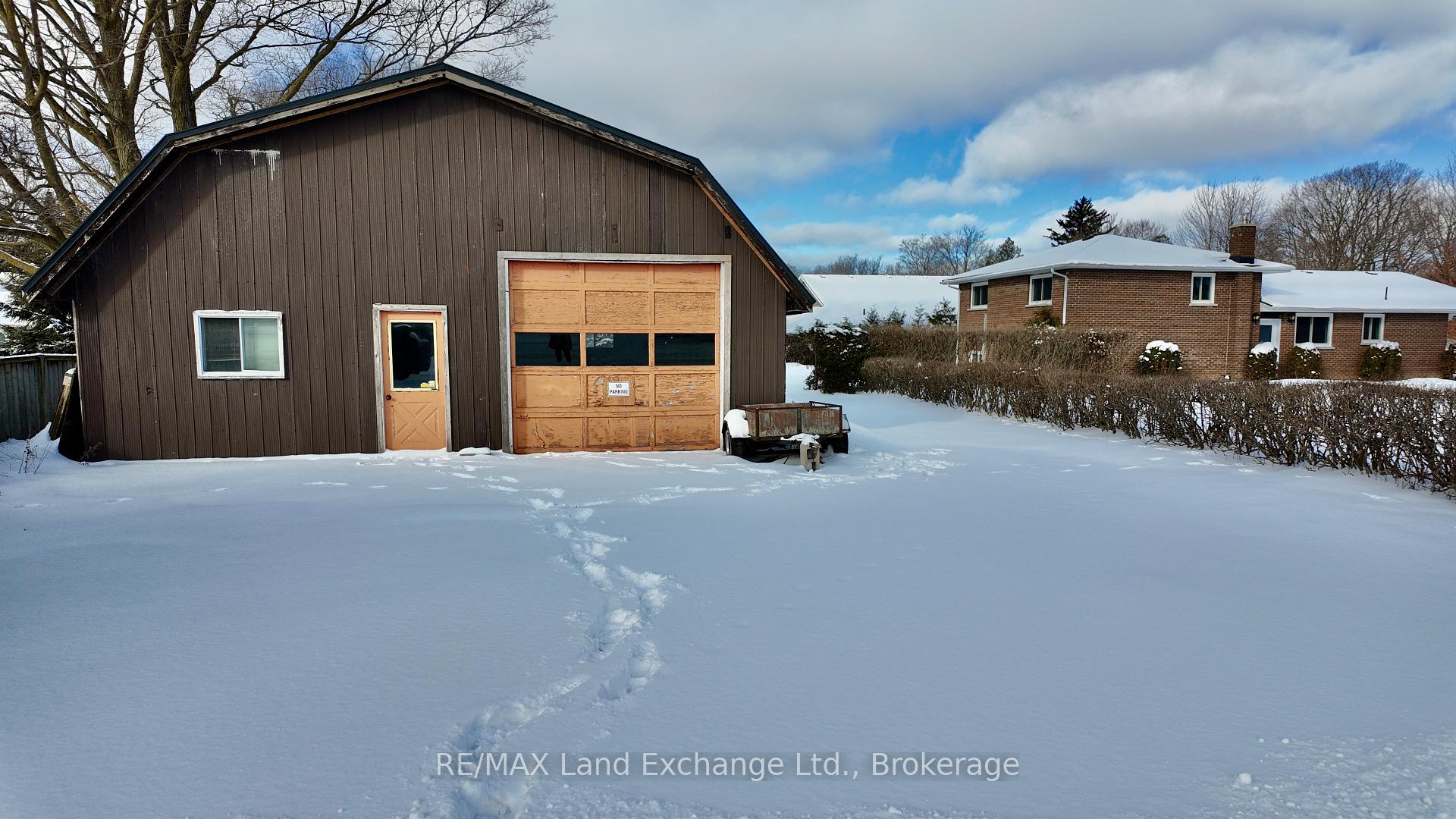 Photo 3 of 24 Stanley Street, Kincardine — HOMEH