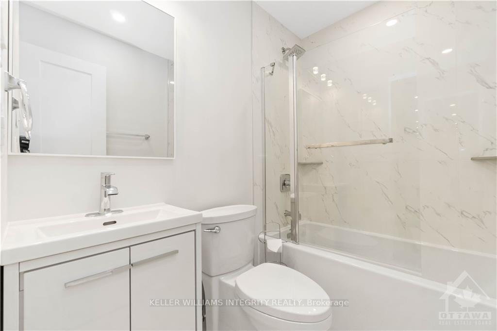 Photo 11 of 12 St Andrews Circle, Ottawa, Kanata - Glencairn/Hazeldean — HOMEH