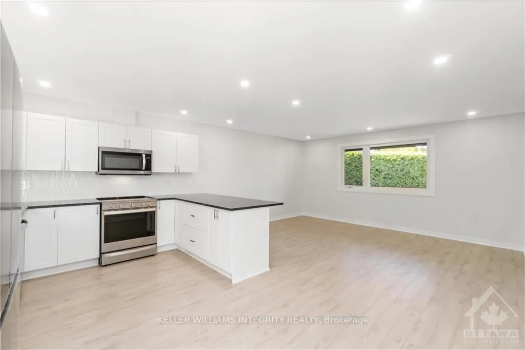 Photo 23 of 12 St Andrews Circle, Ottawa, Kanata - Glencairn/Hazeldean — HOMEH