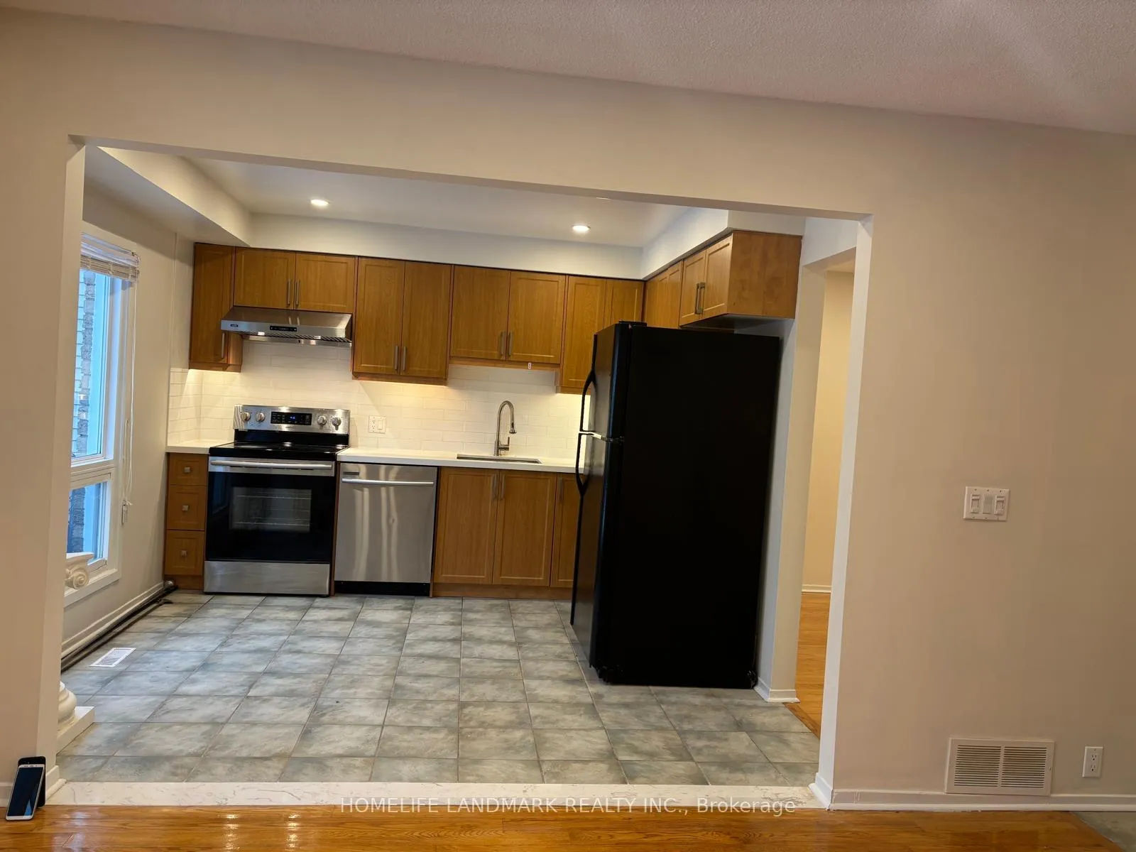 Photo 5 of 41 Markville Road, Markham, Markville — HOMEH
