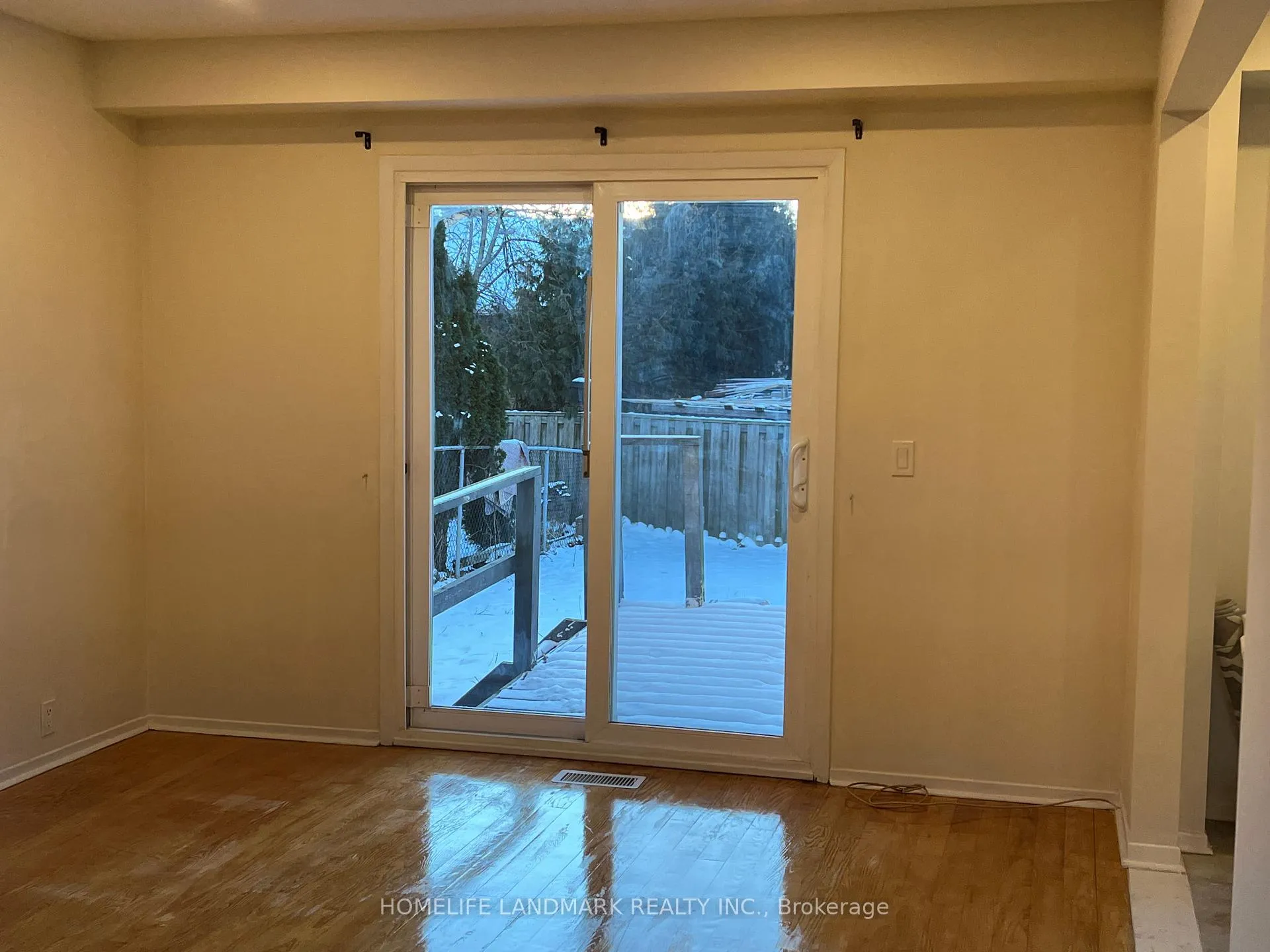 Photo 7 of 41 Markville Road, Markham, Markville — HOMEH