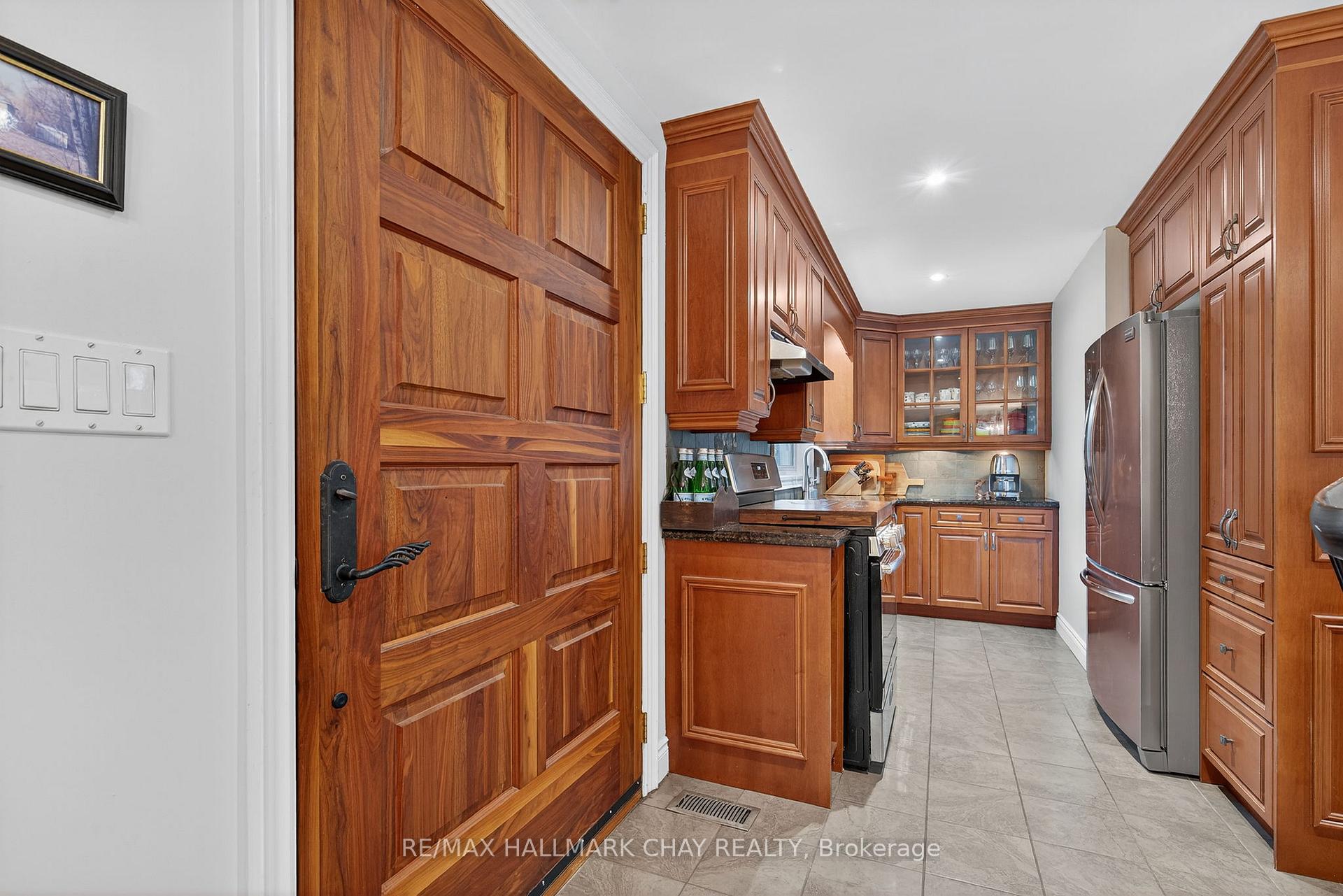 Photo 10 of 3954 Lakeview Road, Innisfil, Rural Innisfil — HOMEH
