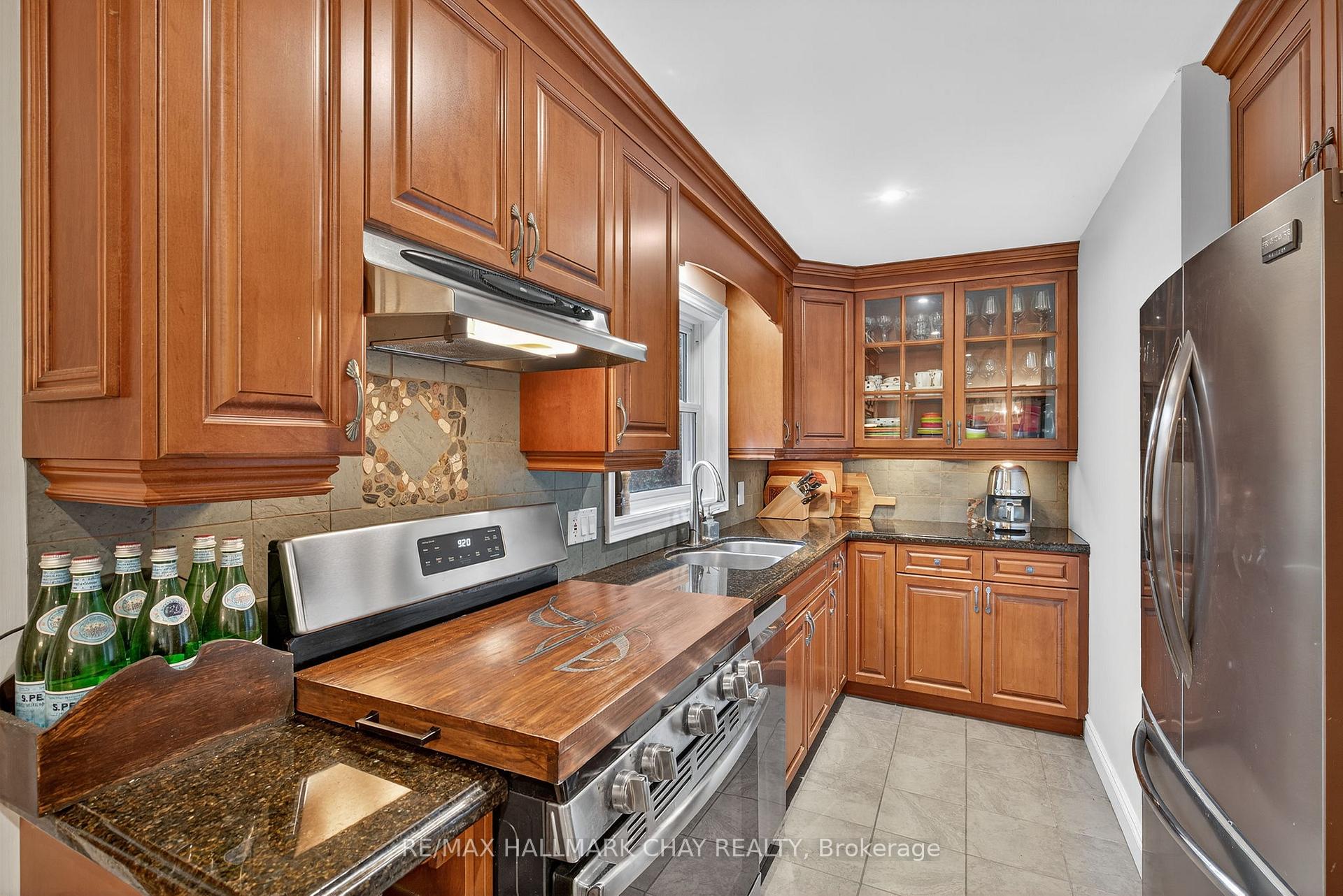 Photo 11 of 3954 Lakeview Road, Innisfil, Rural Innisfil — HOMEH