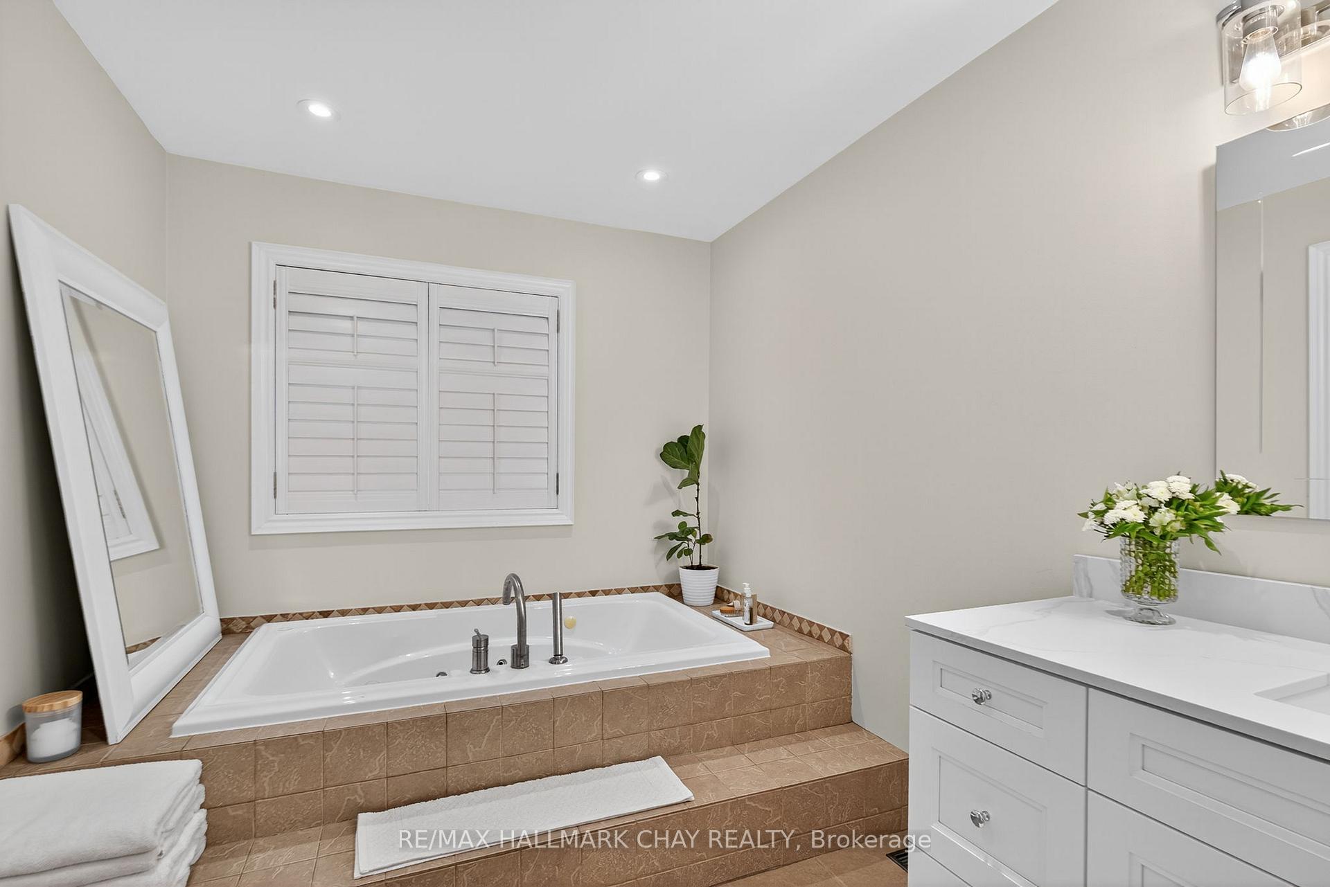 Photo 31 of 3954 Lakeview Road, Innisfil, Rural Innisfil — HOMEH