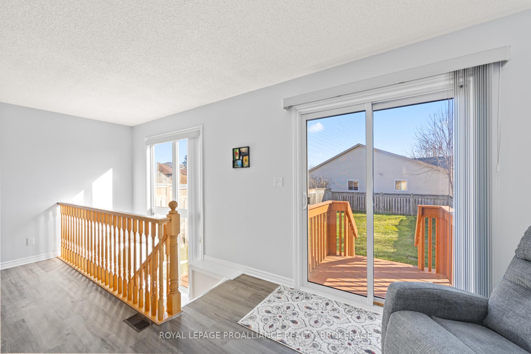 Photo 9 of 582 Heritage Court, Kingston, East Gardiners Rd — HOMEH