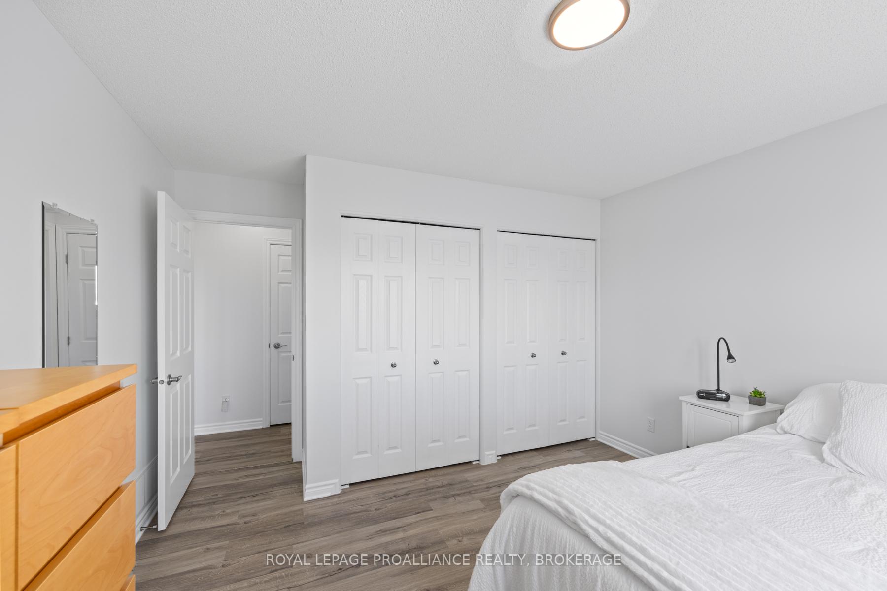 Photo 14 of 582 Heritage Court, Kingston, East Gardiners Rd — HOMEH