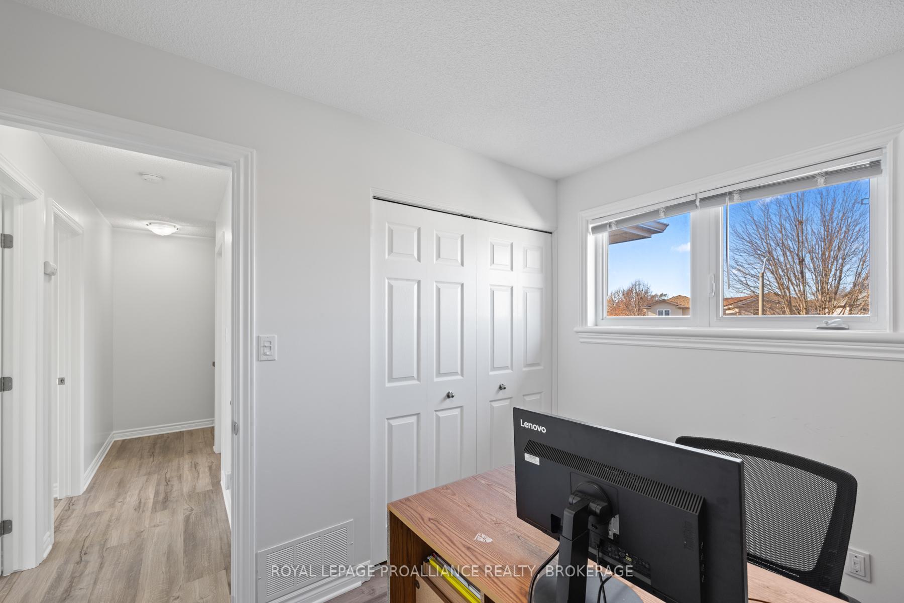 Photo 20 of 582 Heritage Court, Kingston, East Gardiners Rd — HOMEH