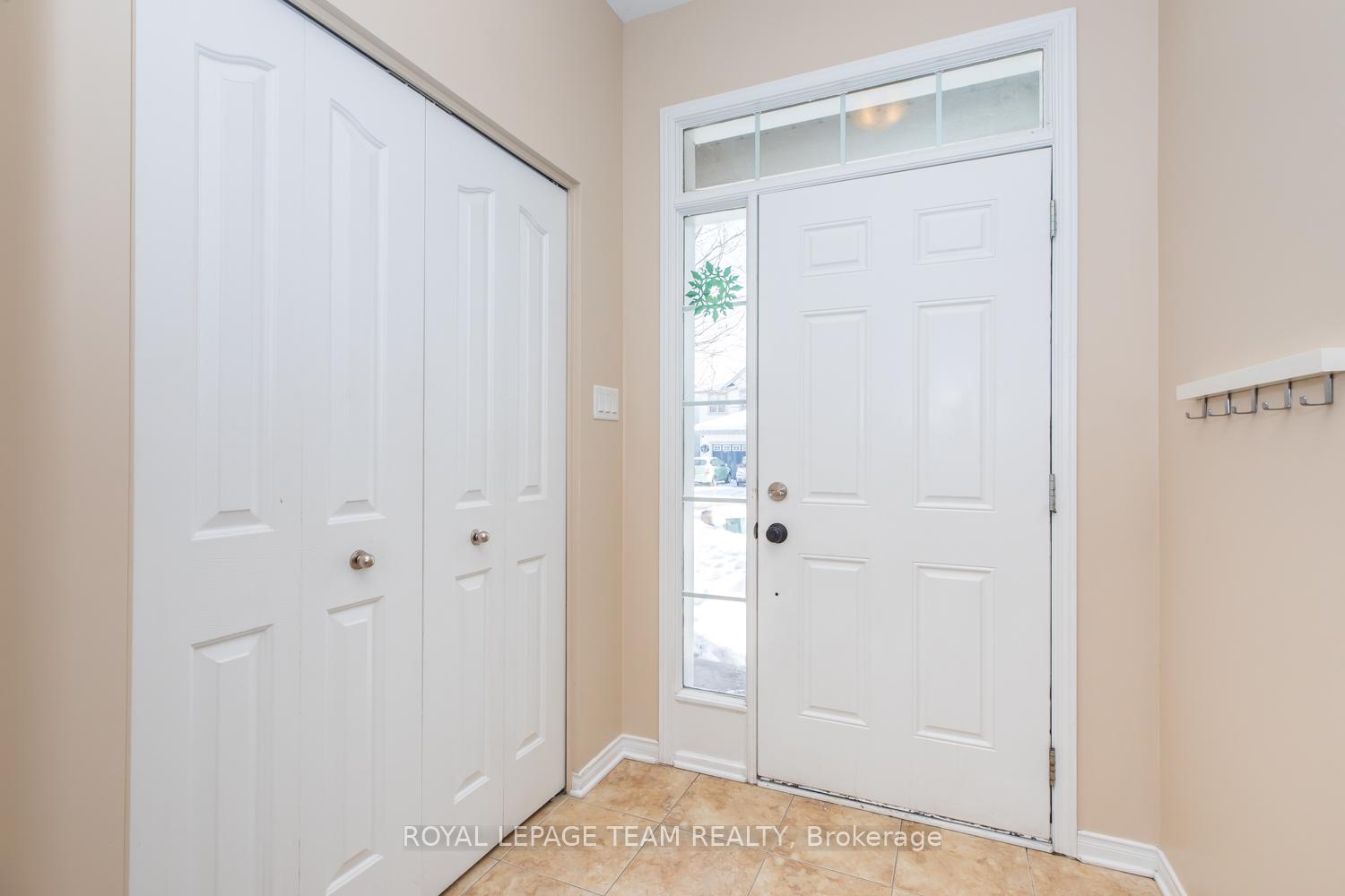 Photo 2 of 322 Applecross Crescent, Ottawa, Kanata - Morgan's Grant/South March — HOMEH