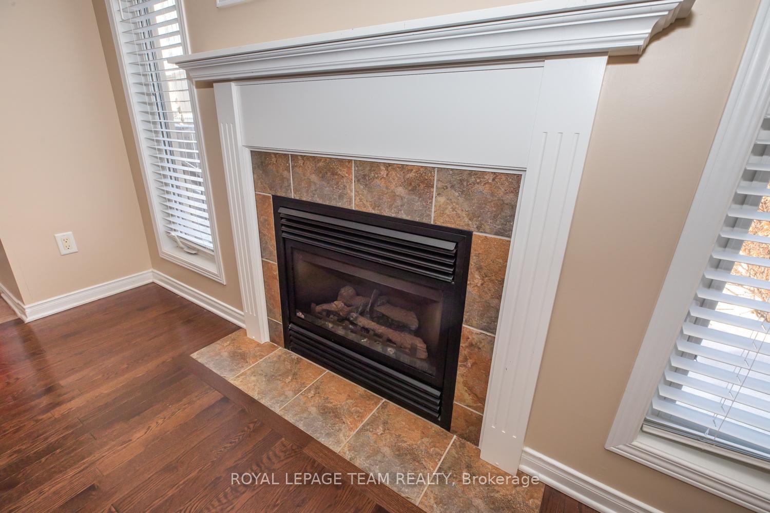 Photo 9 of 322 Applecross Crescent, Ottawa, Kanata - Morgan's Grant/South March — HOMEH