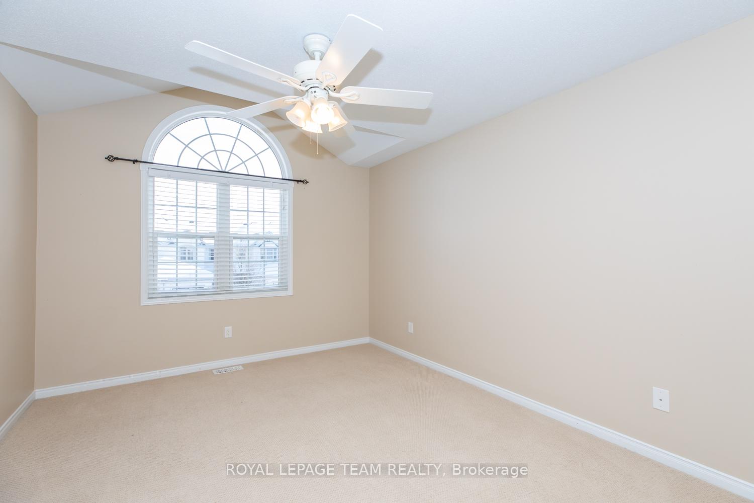 Photo 21 of 322 Applecross Crescent, Ottawa, Kanata - Morgan's Grant/South March — HOMEH