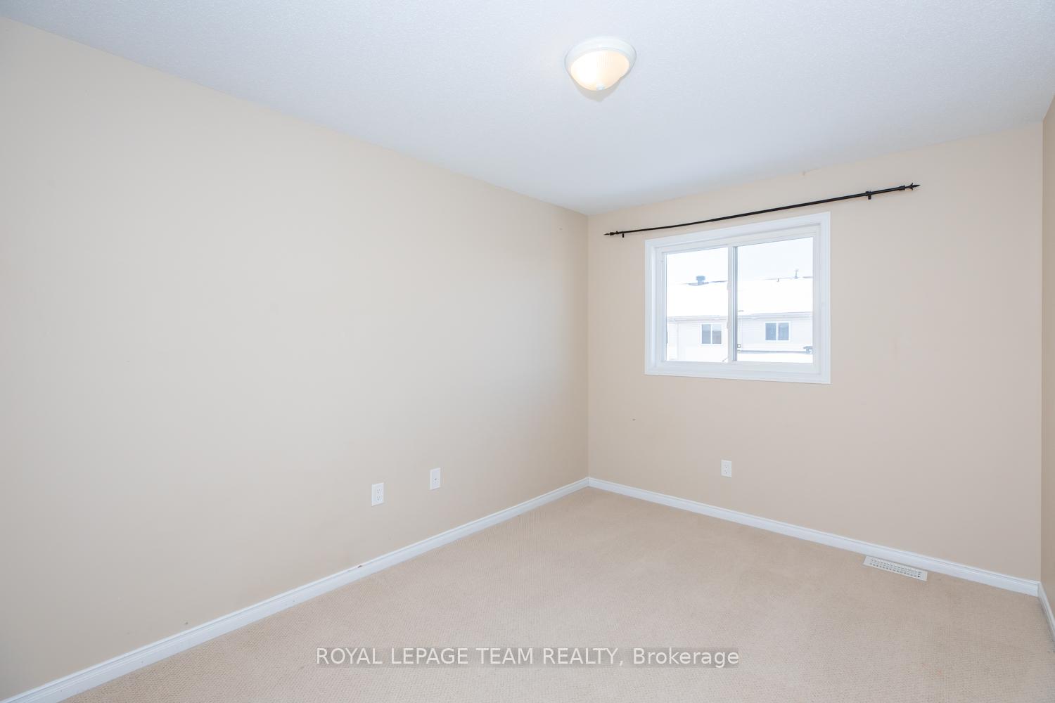 Photo 32 of 322 Applecross Crescent, Ottawa, Kanata - Morgan's Grant/South March — HOMEH