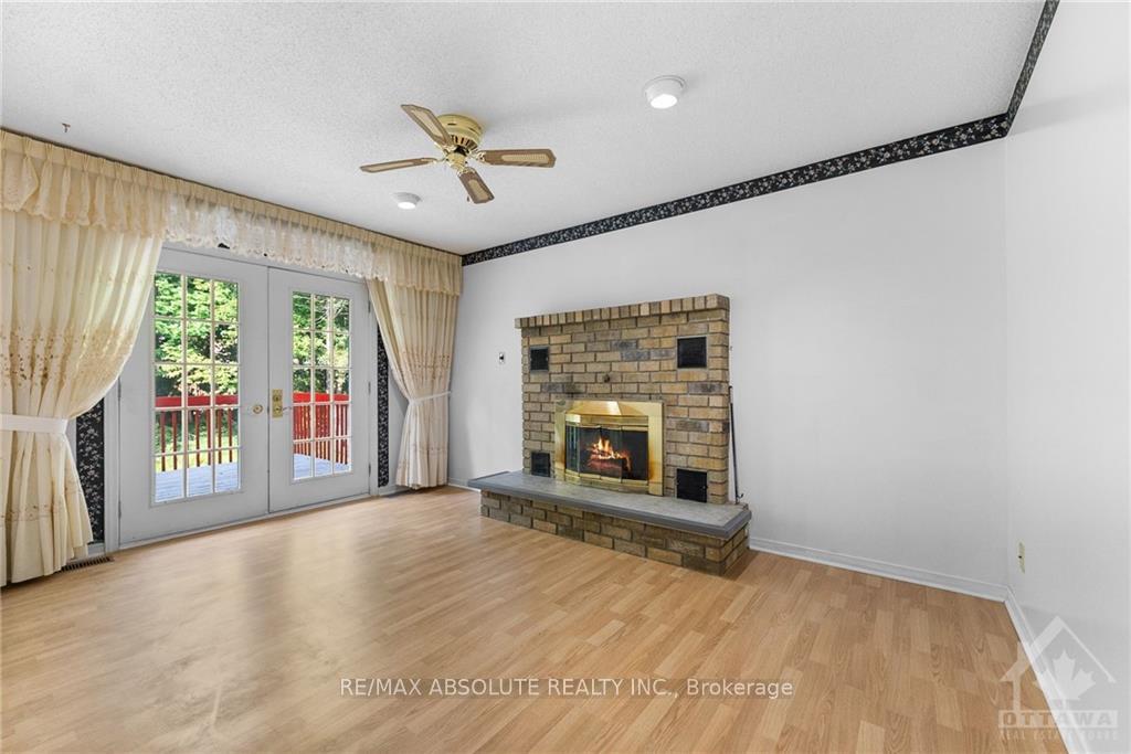 Photo 10 of 5 Rockwood Drive, McNab/Braeside, Mcnab/Braeside Twps — HOMEH