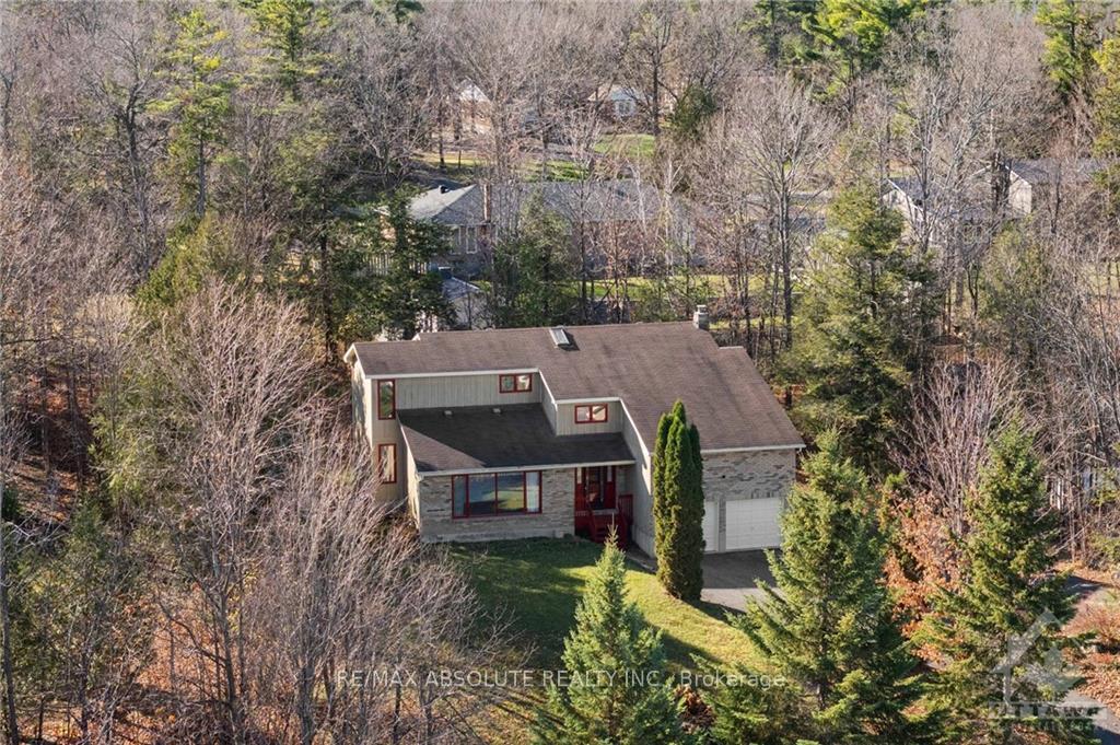 Photo 25 of 5 Rockwood Drive, McNab/Braeside, Mcnab/Braeside Twps — HOMEH
