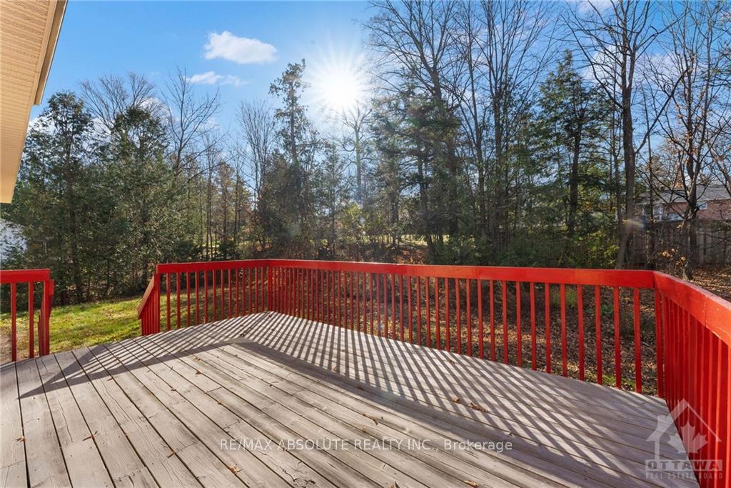 Photo 27 of 5 Rockwood Drive, McNab/Braeside, Mcnab/Braeside Twps — HOMEH