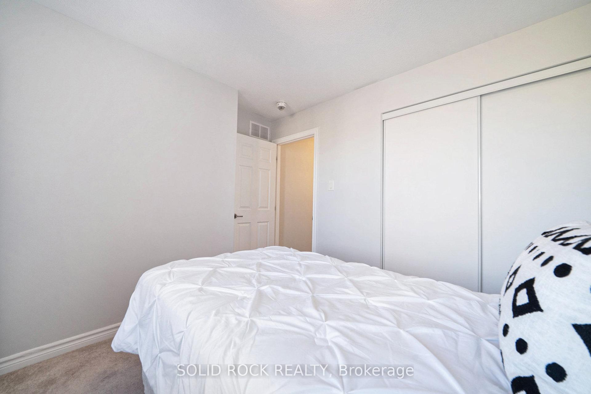 Photo 18 of 380 Rouncey Road, Ottawa, Kanata - Emerald Meadows/Trailwest — HOMEH