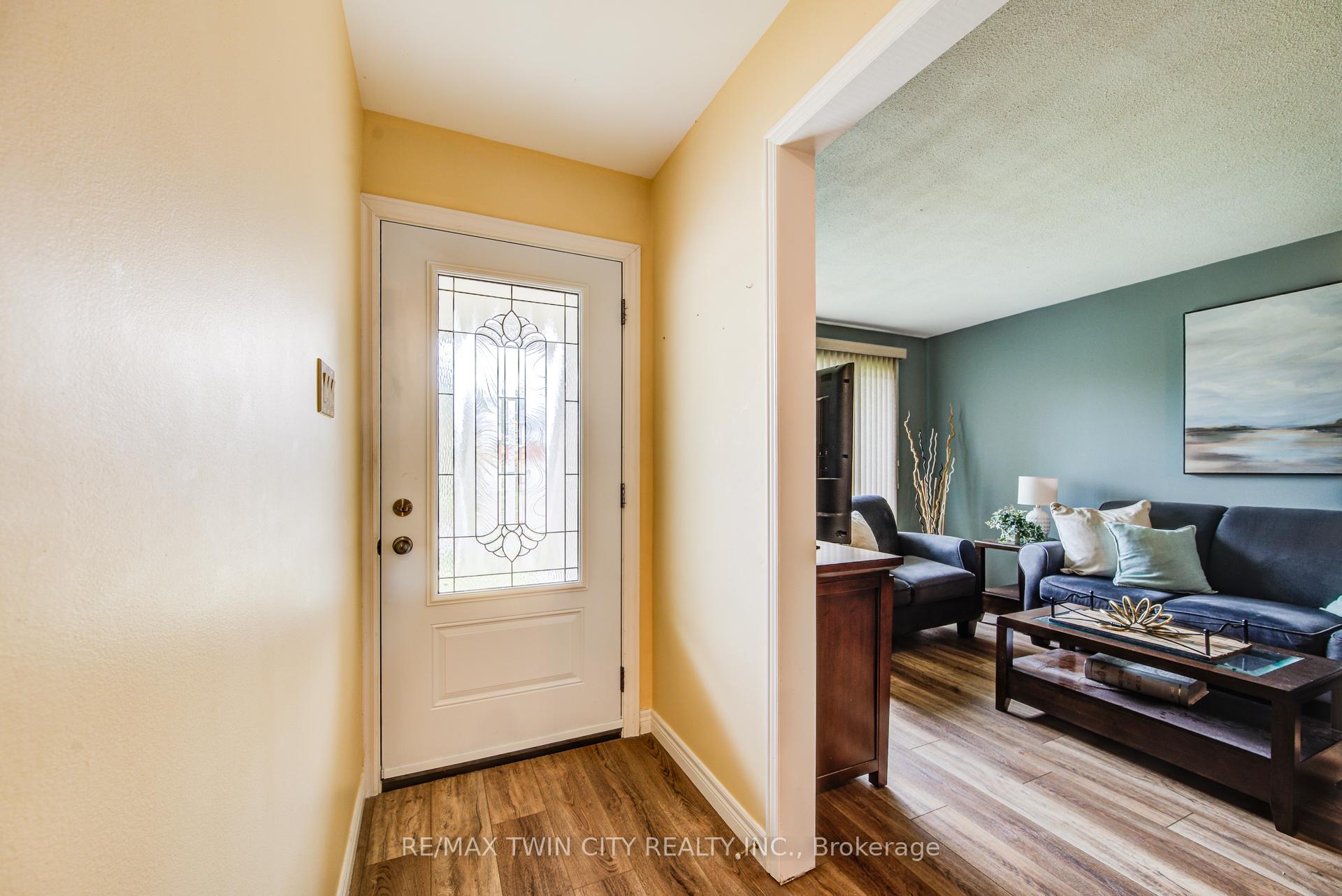 Photo 6 of 291 Biehn Drive, Kitchener — HOMEH