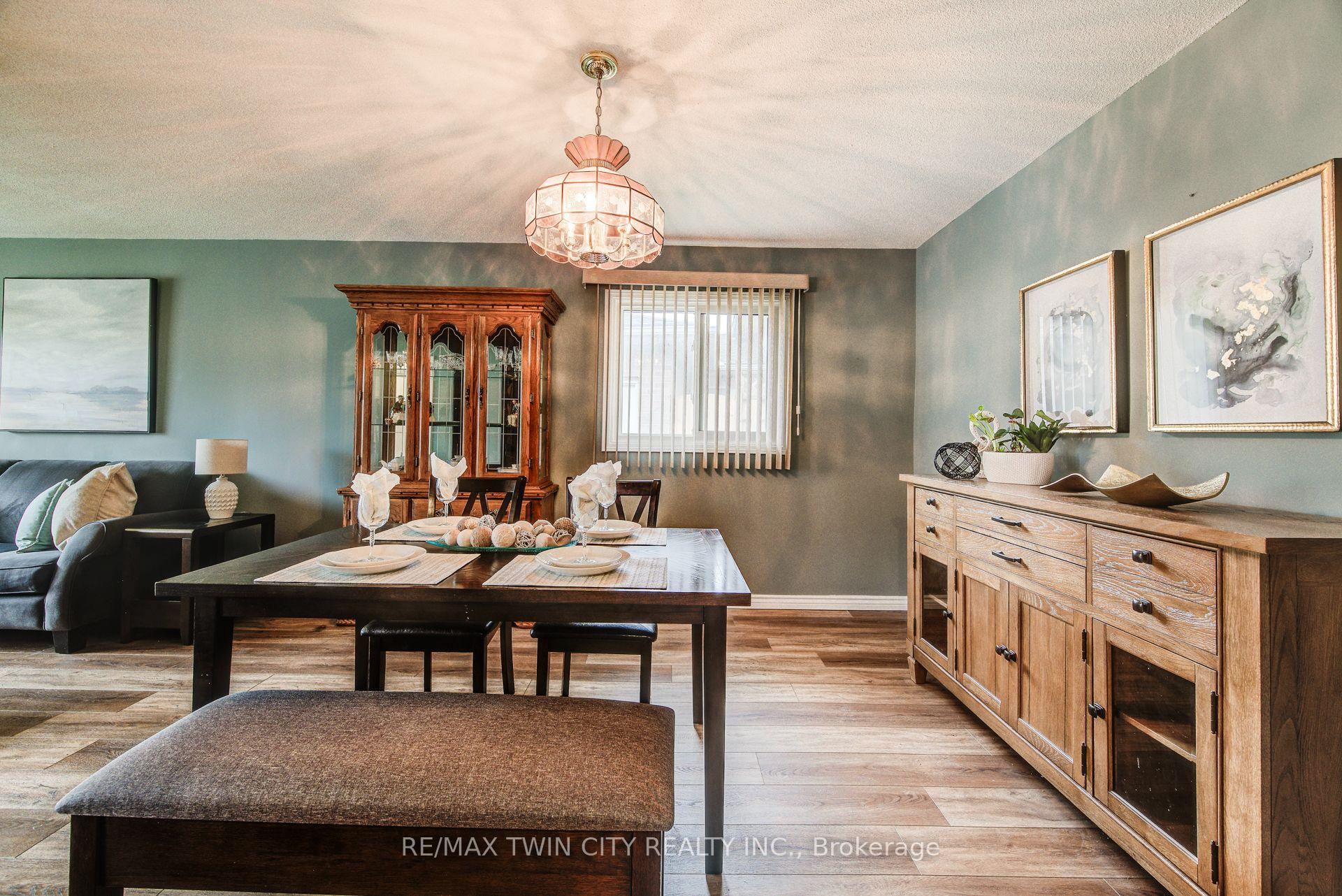 Photo 13 of 291 Biehn Drive, Kitchener — HOMEH