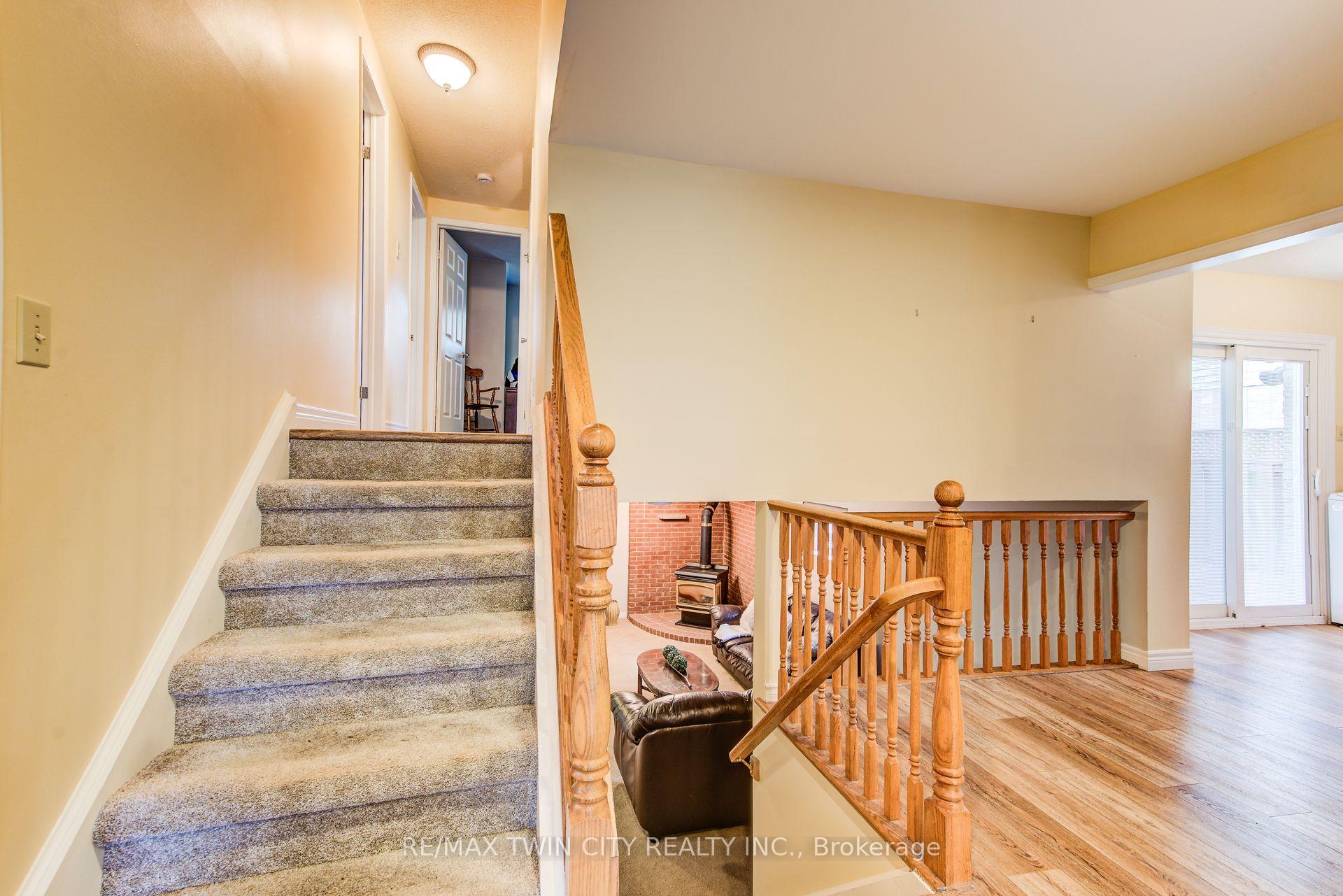 Photo 19 of 291 Biehn Drive, Kitchener — HOMEH
