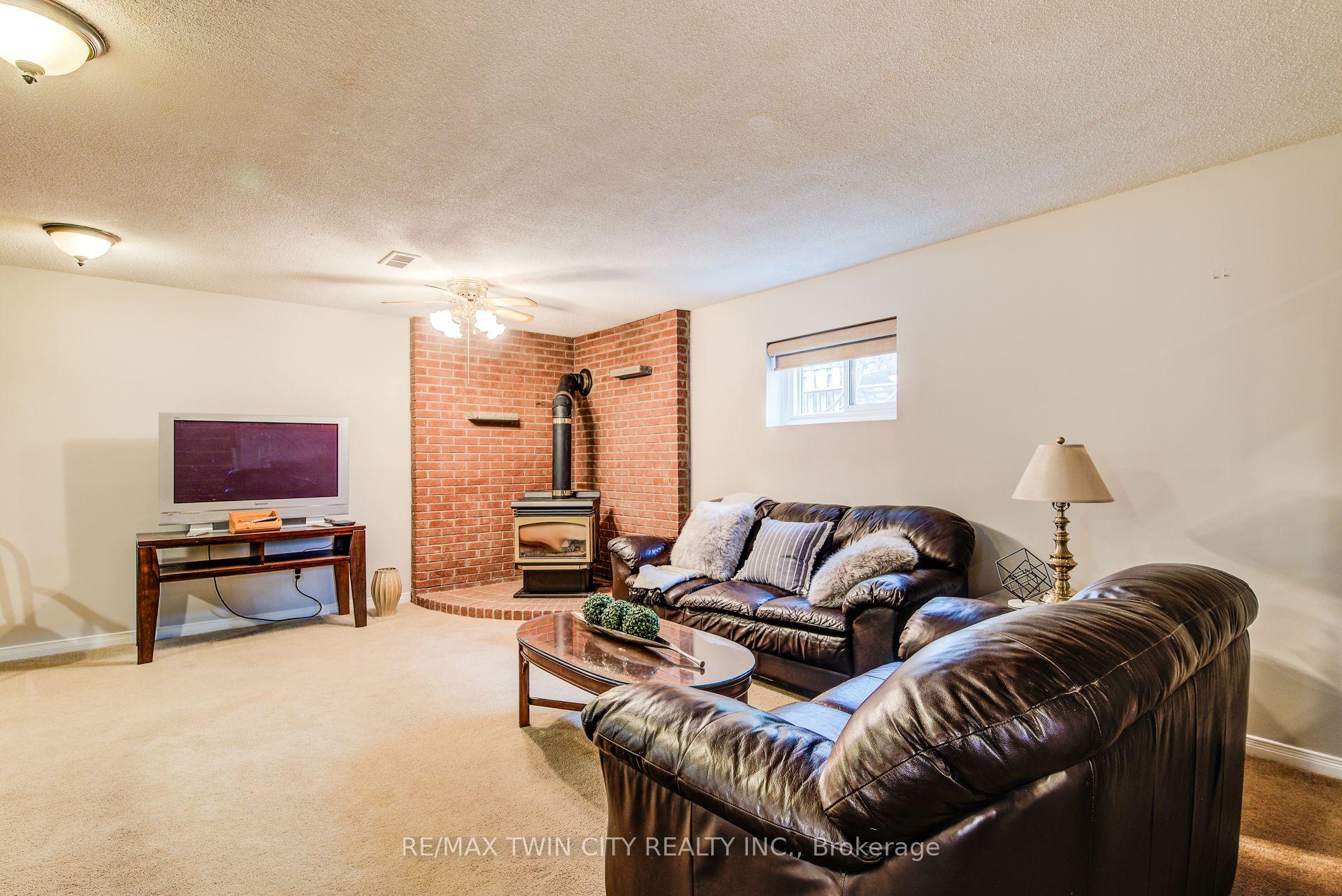 Photo 27 of 291 Biehn Drive, Kitchener — HOMEH