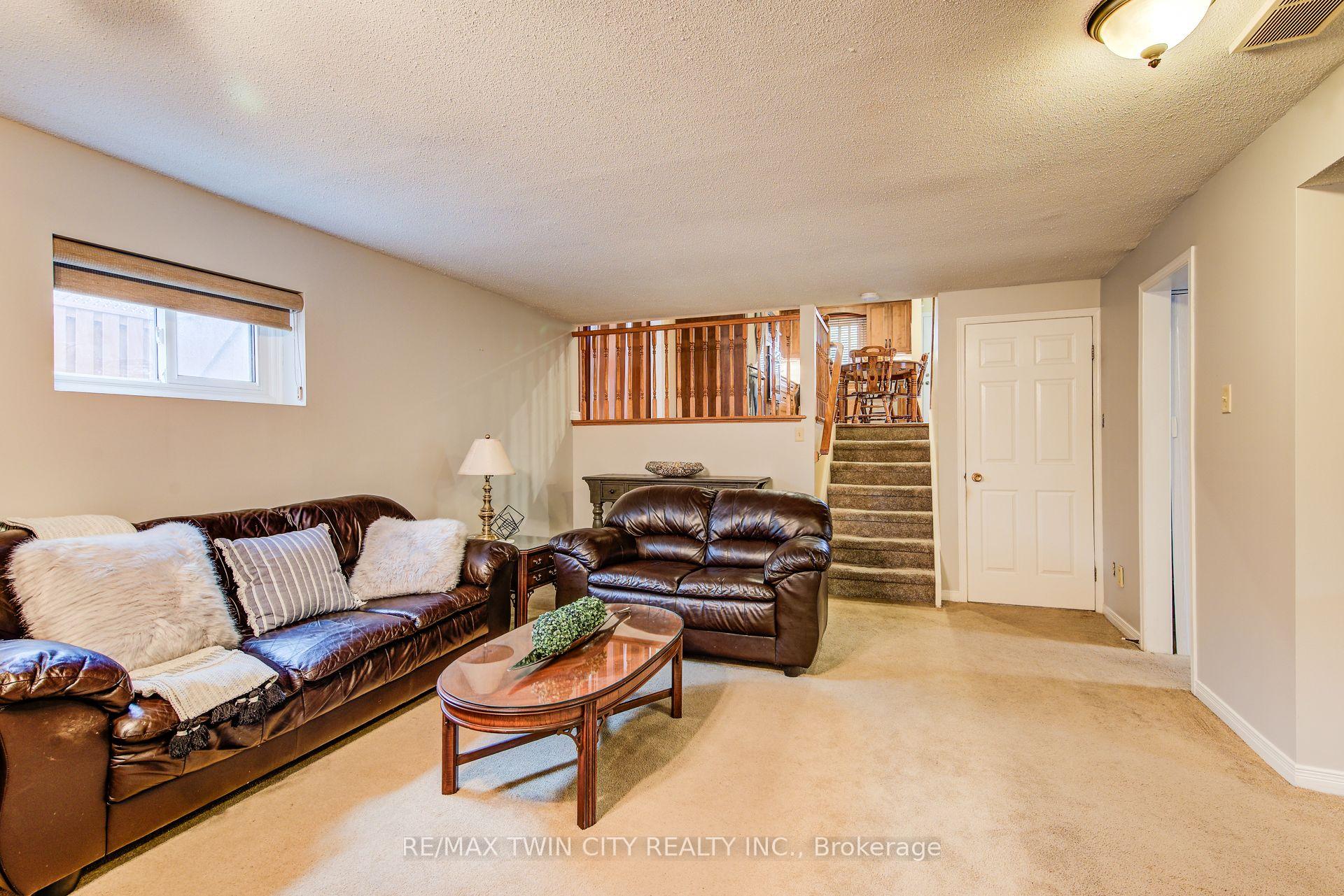 Photo 28 of 291 Biehn Drive, Kitchener — HOMEH